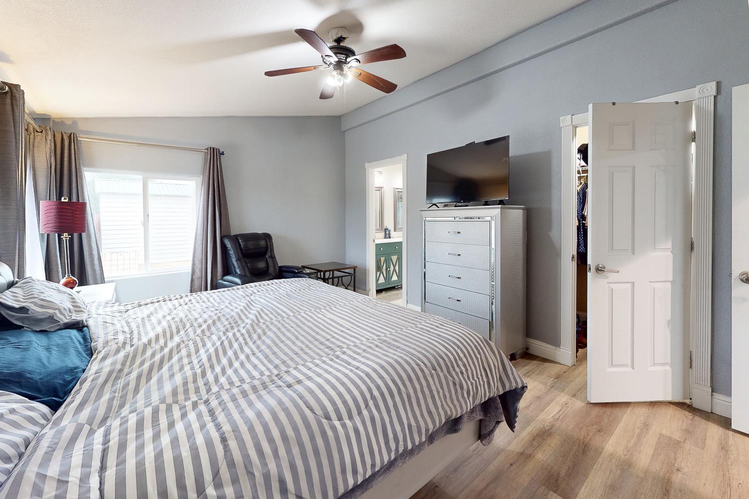 Oroville, California, 95966, United States, 2 Bedrooms Bedrooms, ,2 BathroomsBathrooms,Residential,For Sale,2008173