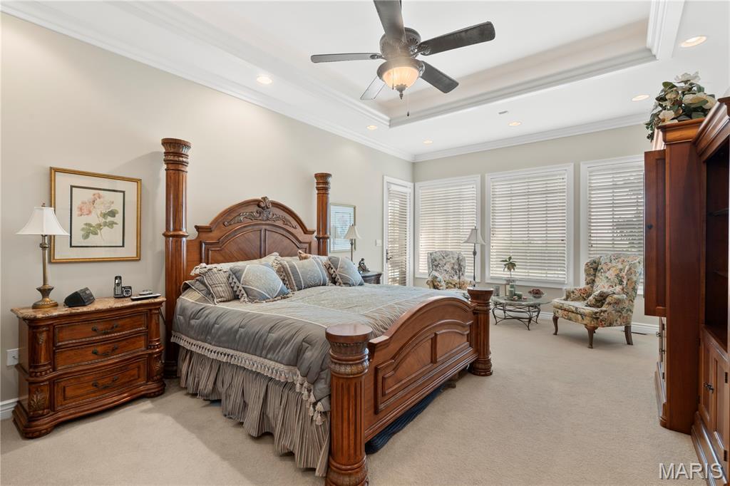 Charleston, Missouri, 63834, United States, 4 Bedrooms Bedrooms, ,6 BathroomsBathrooms,Residential,For Sale,1974839