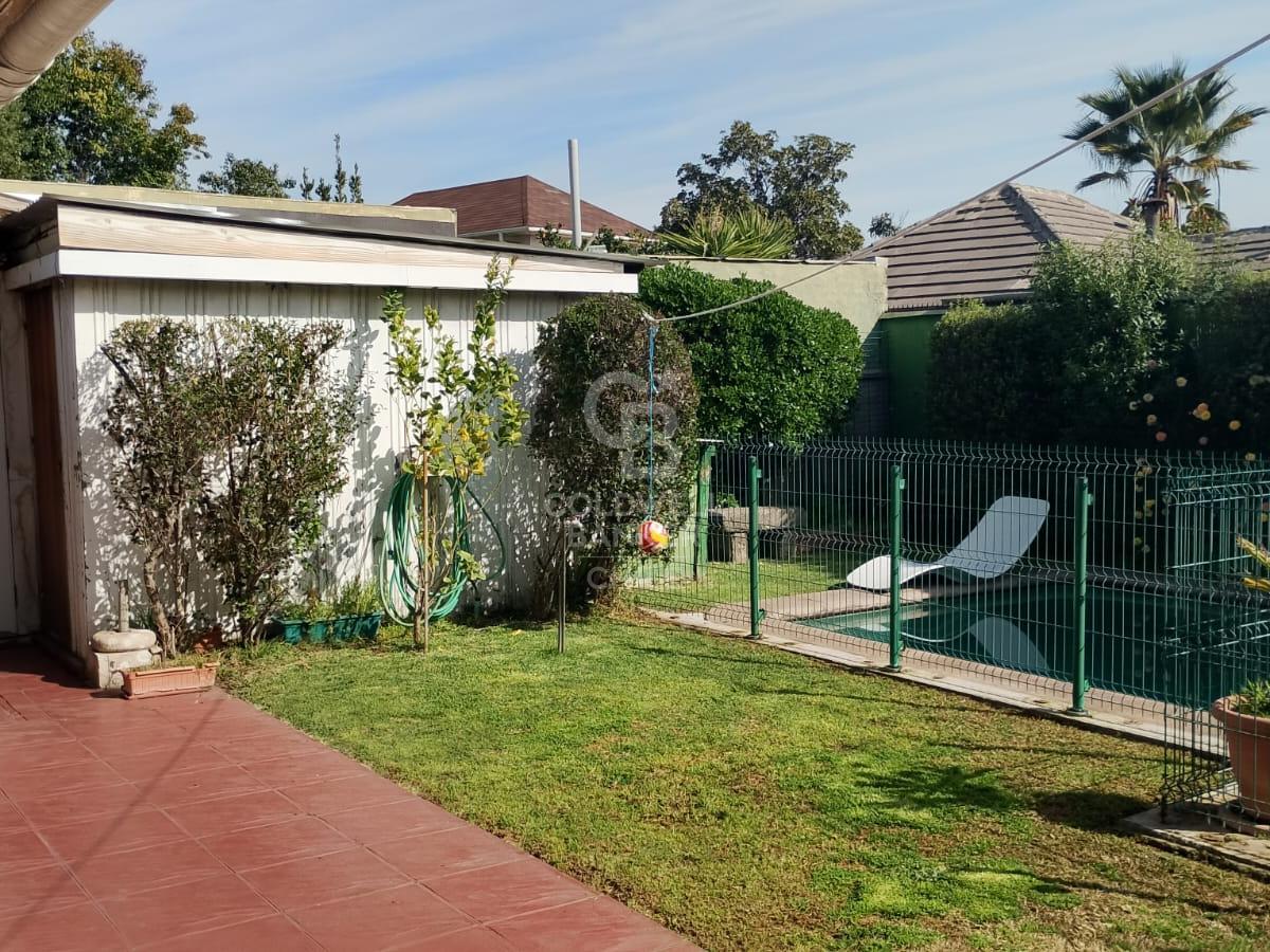 Vitacura, Chile, 5 Bedrooms Bedrooms, ,4 BathroomsBathrooms,Residential,For Sale,1961316