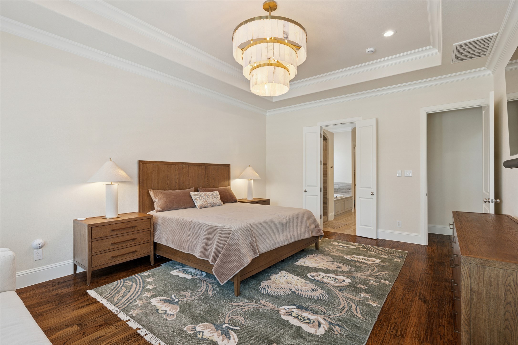 Benbrook, Texas, 76126, United States, 4 Bedrooms Bedrooms, ,5 BathroomsBathrooms,Residential,For Sale,1958044