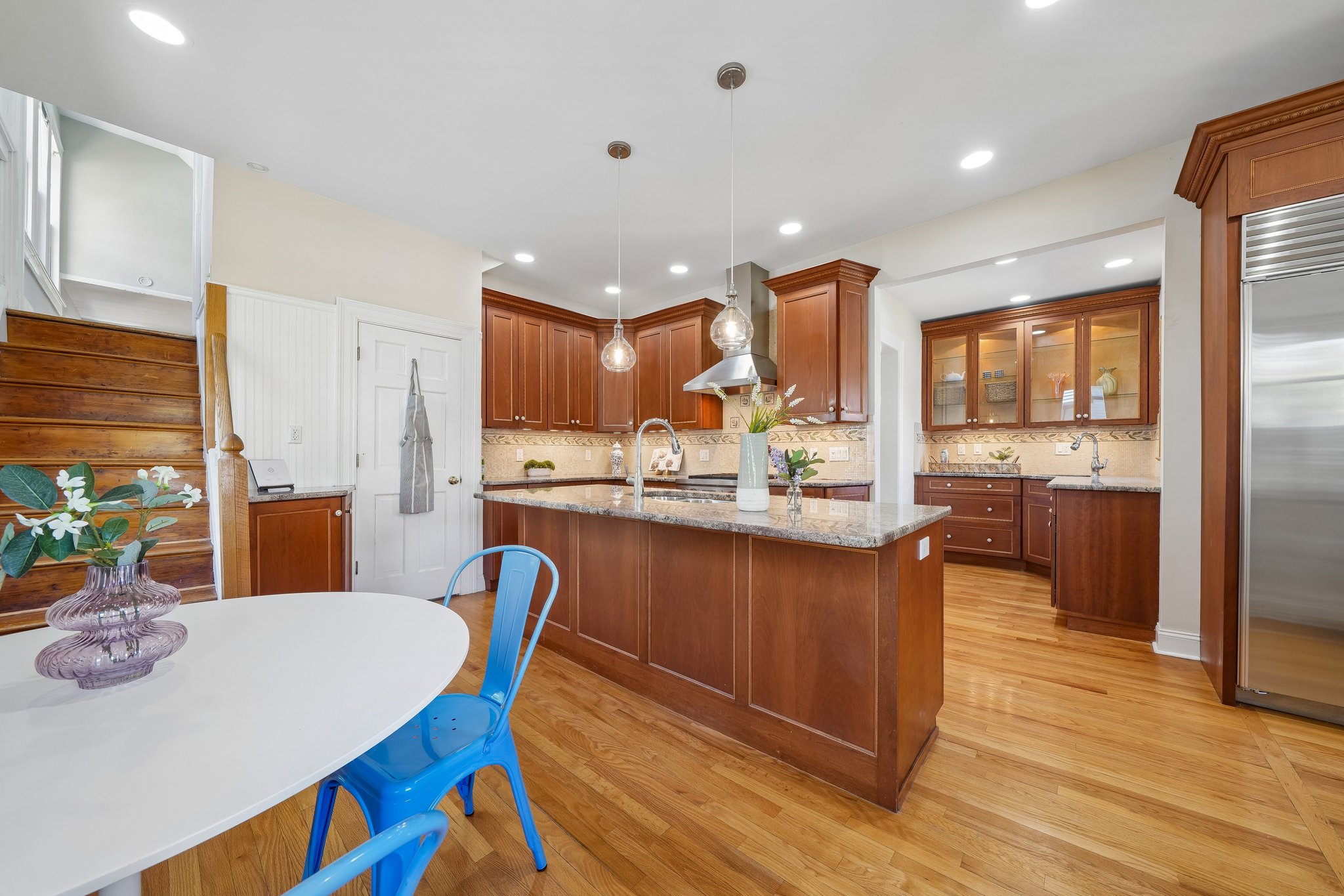  215 Inwood Avenue, Montclair, NJ 07043 - 物件實景
