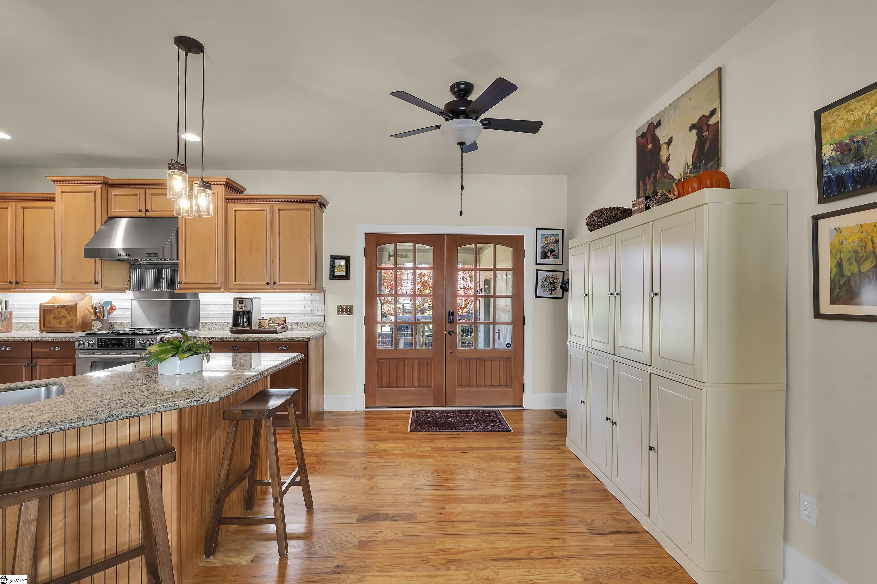 Simpsonville, South Carolina, 29681, United States, 4 Bedrooms Bedrooms, ,4 BathroomsBathrooms,Residential,For Sale,1986558