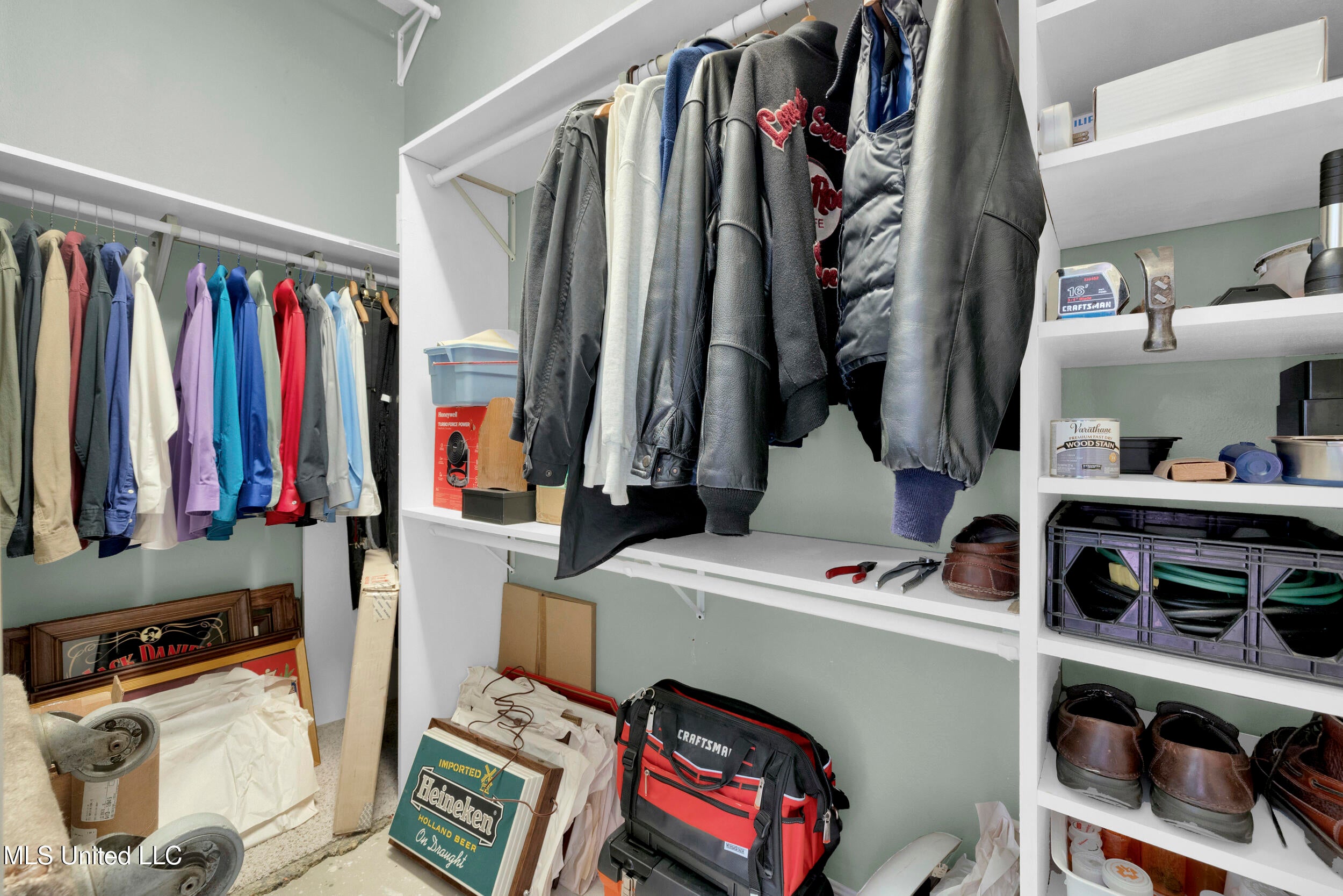 Pascagoula, Mississippi, 39567, United States, 4 Bedrooms Bedrooms, ,3 BathroomsBathrooms,Residential,For Sale,1732005