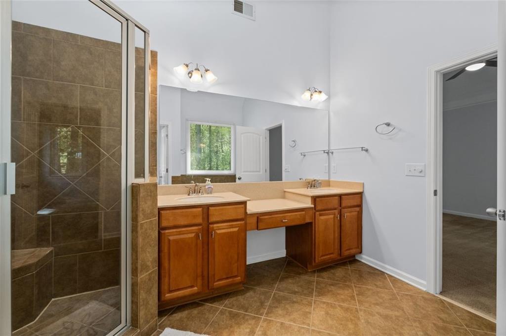 Marietta, Georgia, 30064, United States, 5 Bedrooms Bedrooms, ,3 BathroomsBathrooms,Residential,For Sale,1776942