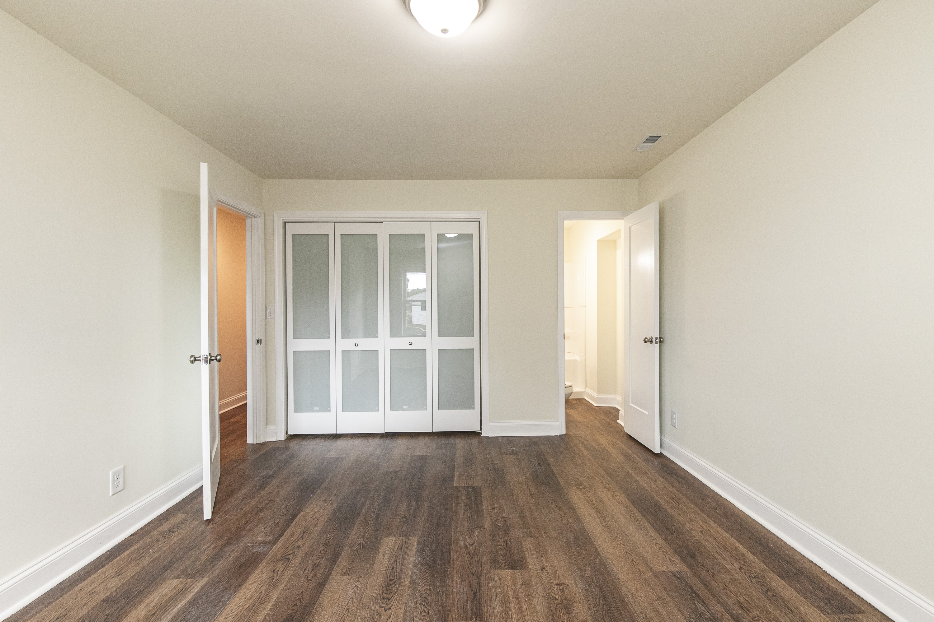 Onancock, Virginia, 23417, United States, 4 Bedrooms Bedrooms, ,3 BathroomsBathrooms,Residential,For Sale,1995976