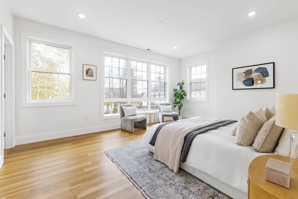 Marlborough, Massachusetts, 01752, United States, 2 Bedrooms Bedrooms, ,2 BathroomsBathrooms,Residential,For Sale,1973002