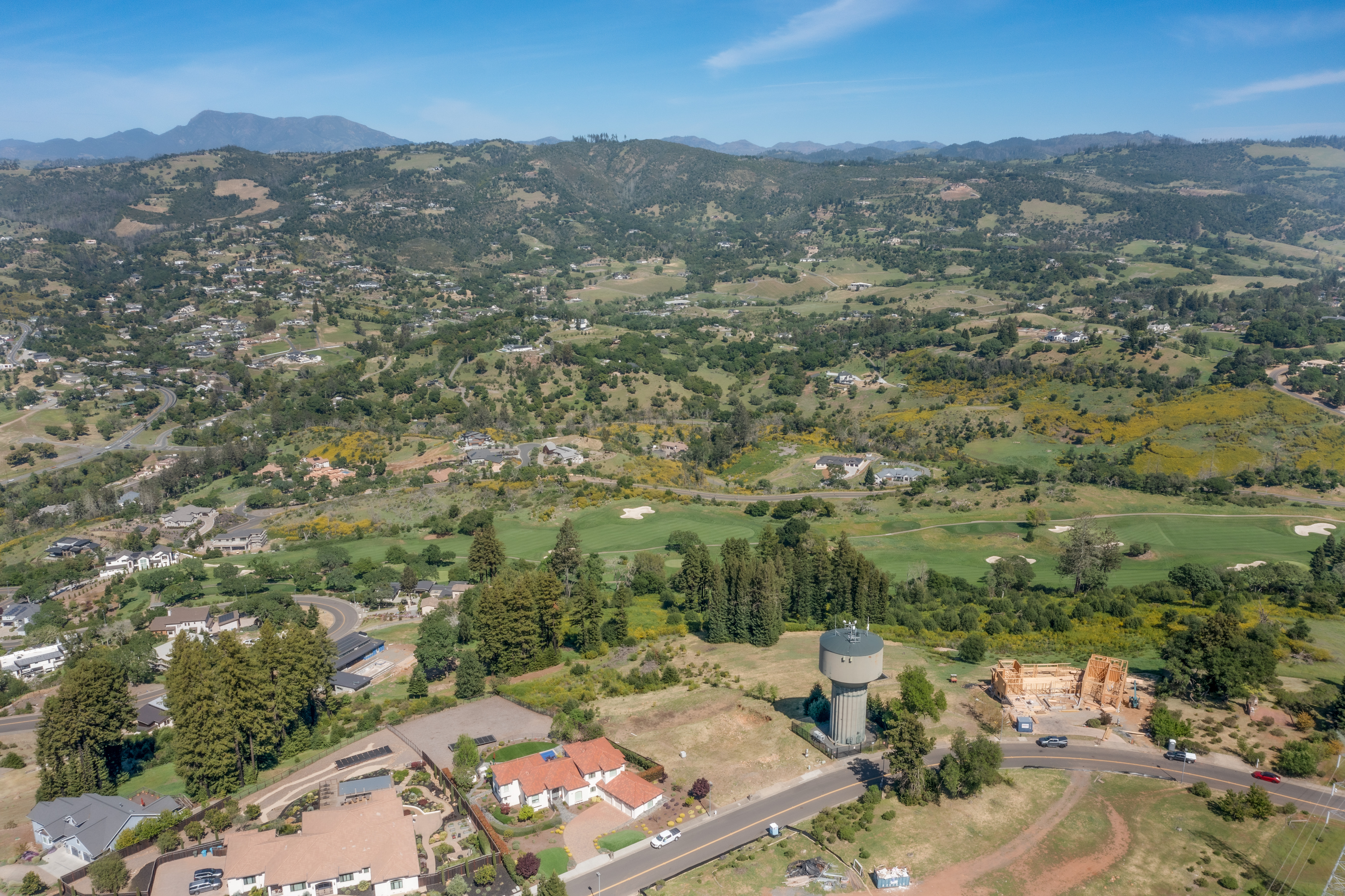  3888 Skyfarm Drive, Santa Rosa, CA 95403 - 物件實景