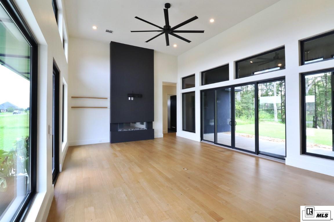 Monroe, Louisiana, 71203, United States, 4 Bedrooms Bedrooms, ,3 BathroomsBathrooms,Residential,For Sale,1906414