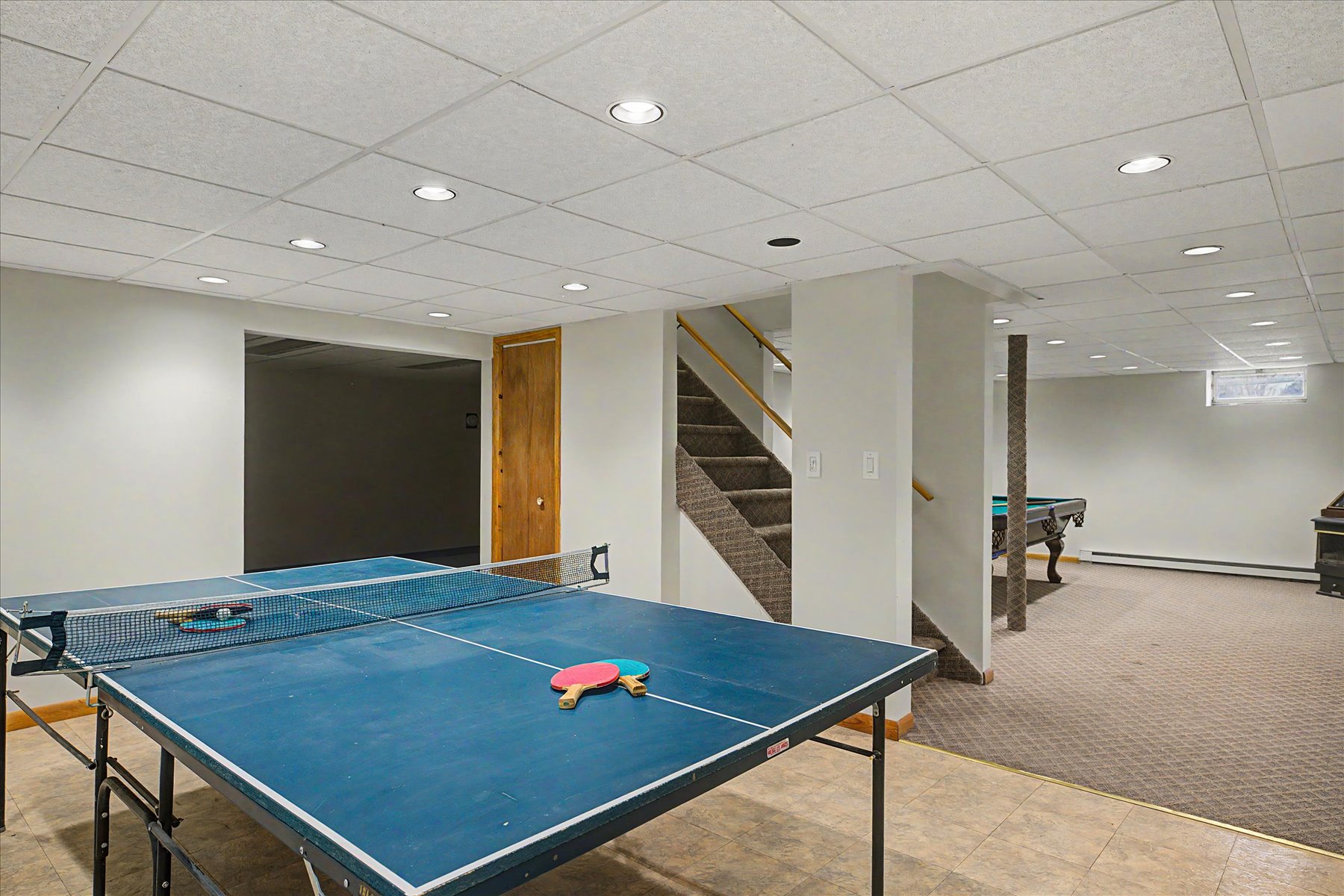  Well Maintained Colonial Home with Exceptional Equestrian Property - 物件實景