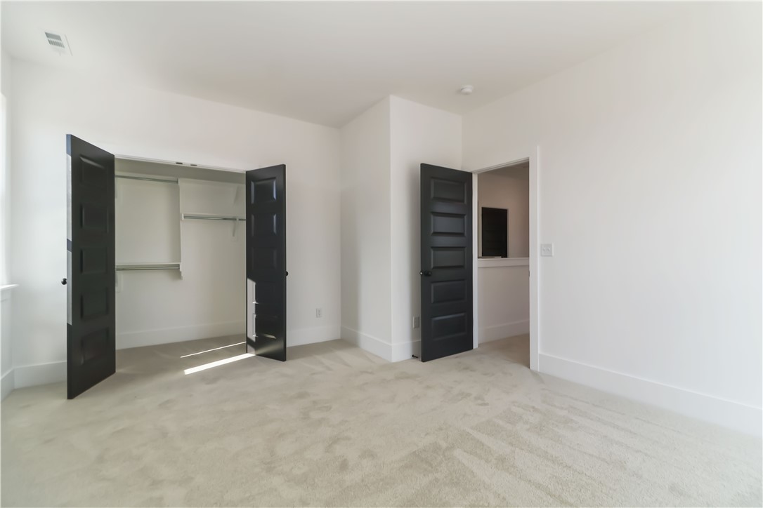 Bentonville, Arkansas, 72713, United States, 4 Bedrooms Bedrooms, ,3 BathroomsBathrooms,Residential,For Sale,1989586