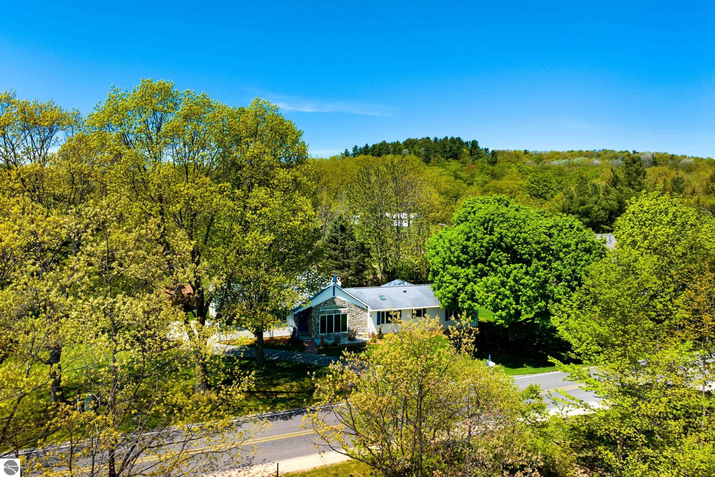 Traverse City, Michigan, 49686, United States, 3 Bedrooms Bedrooms, ,1 BathroomBathrooms,Residential,For Sale,2048667