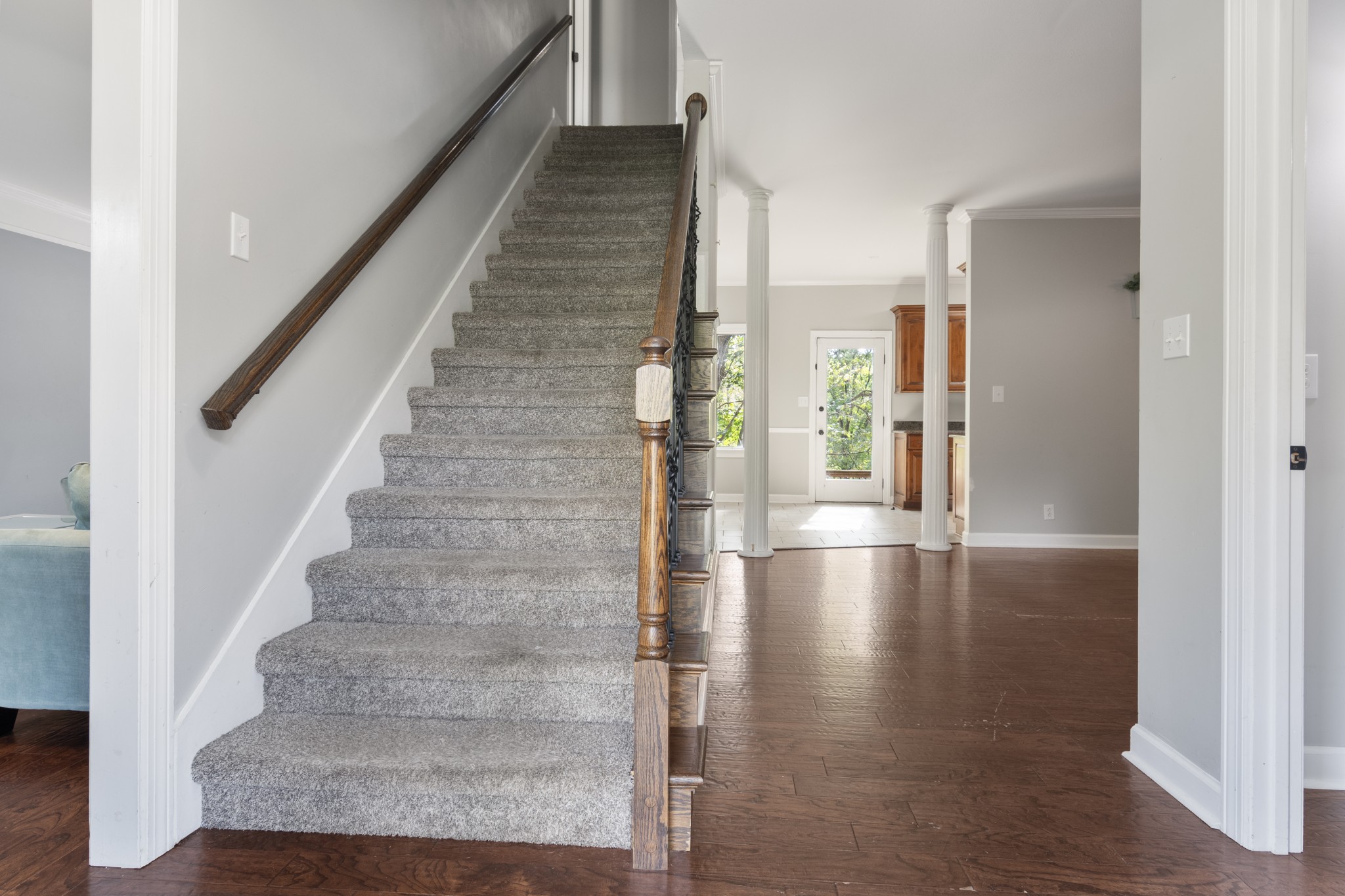 Clarksville, Tennessee, 37043, United States, 3 Bedrooms Bedrooms, ,3 BathroomsBathrooms,Residential,For Sale,1978021