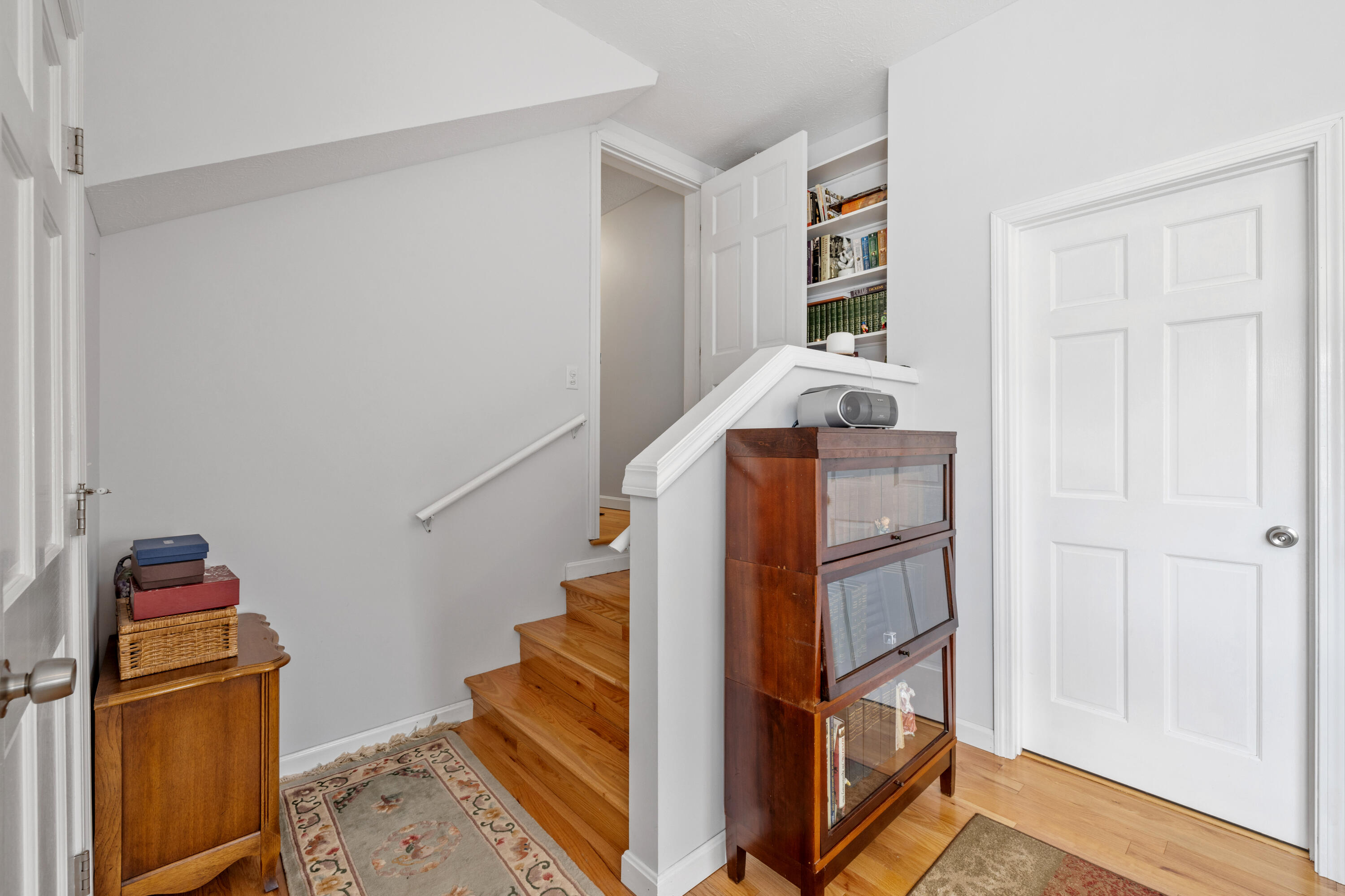 Kennebunk, Maine, 04043, United States, 4 Bedrooms Bedrooms, ,3 BathroomsBathrooms,Residential,For Sale,1901134
