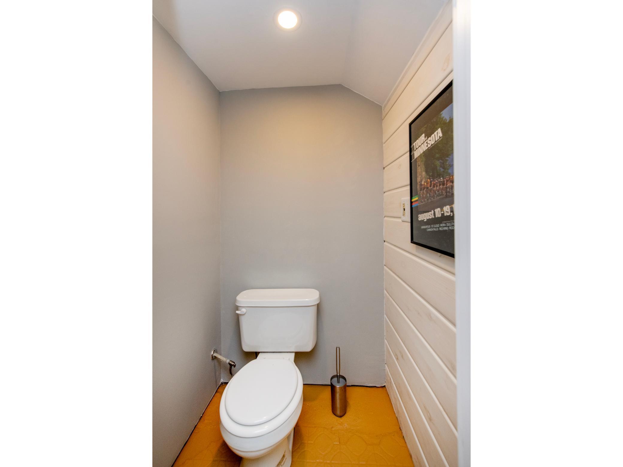 Saint Paul, Minnesota, 55104, United States, 3 Bedrooms Bedrooms, ,1 BathroomBathrooms,Residential,For Sale,1988037