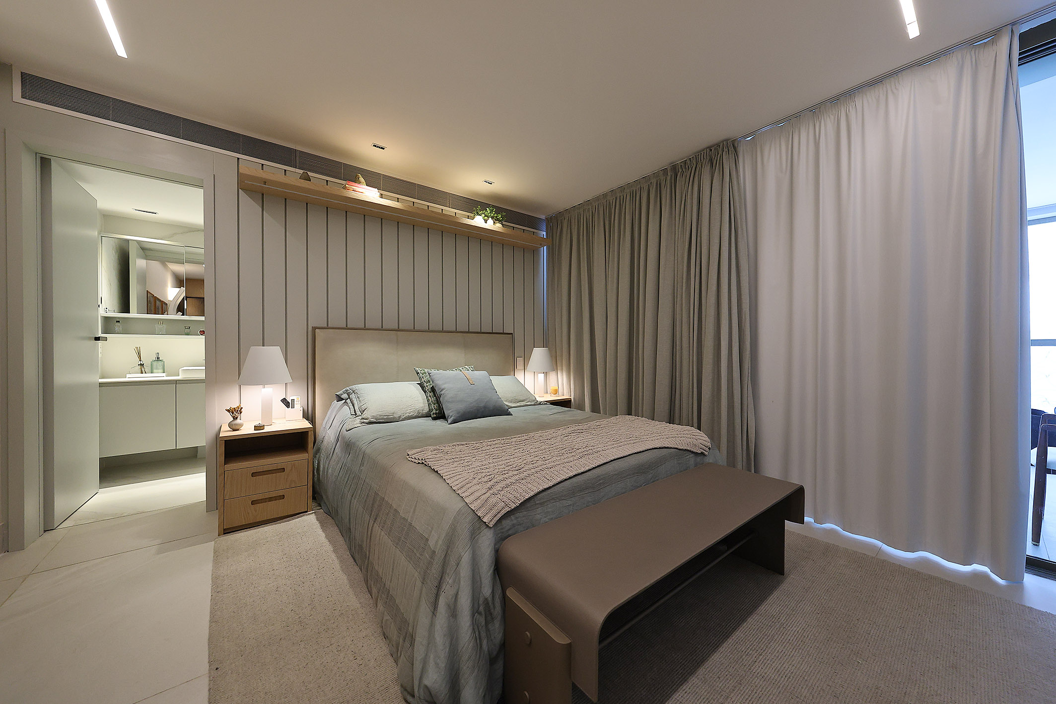 Uninterrupted Ocean Views in a One-of-a-Kind Penthouse in Leblon - 物件實景