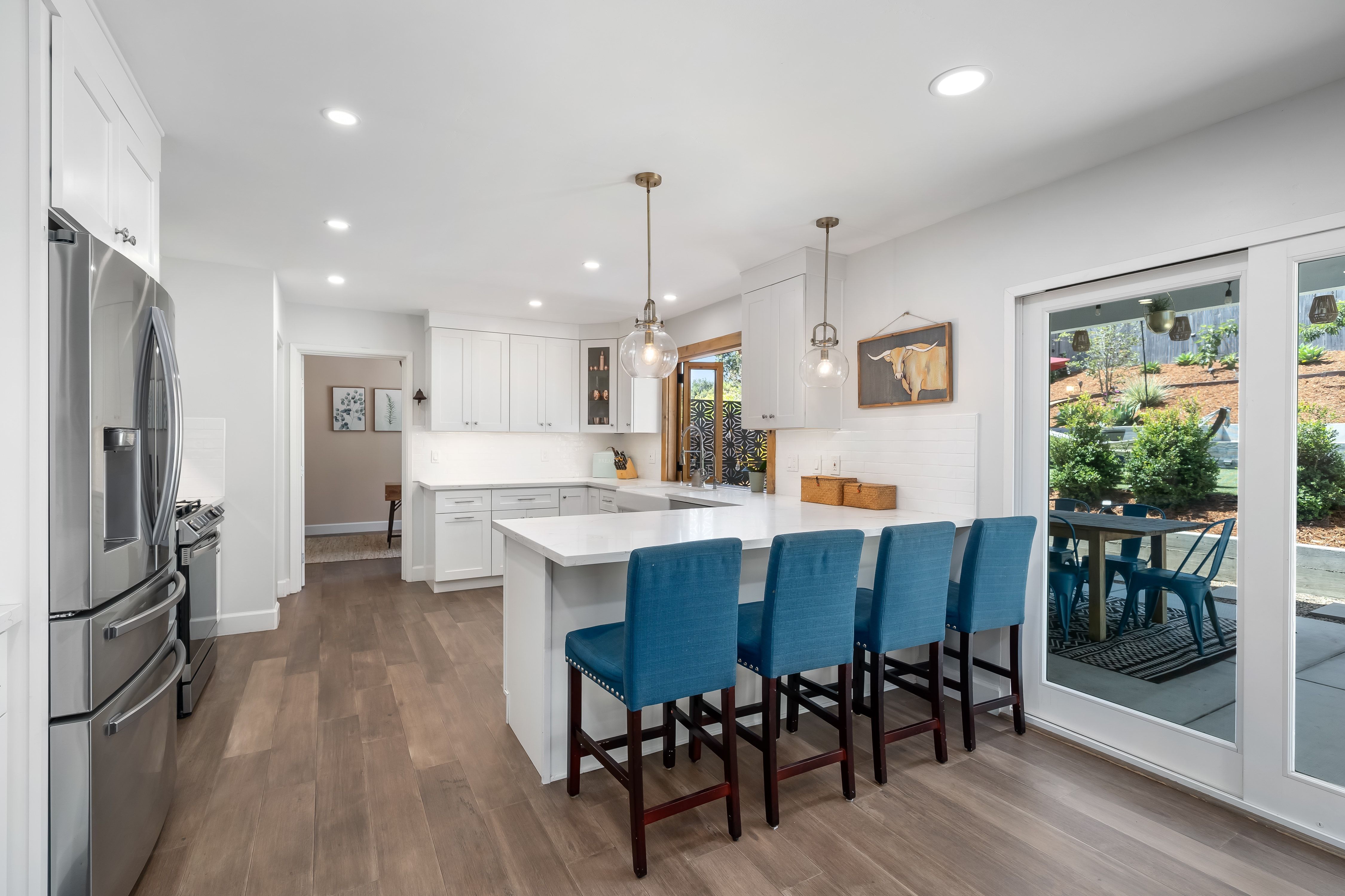  California Coastal Living Meets Modern Farmhouse Design - 物件實景
