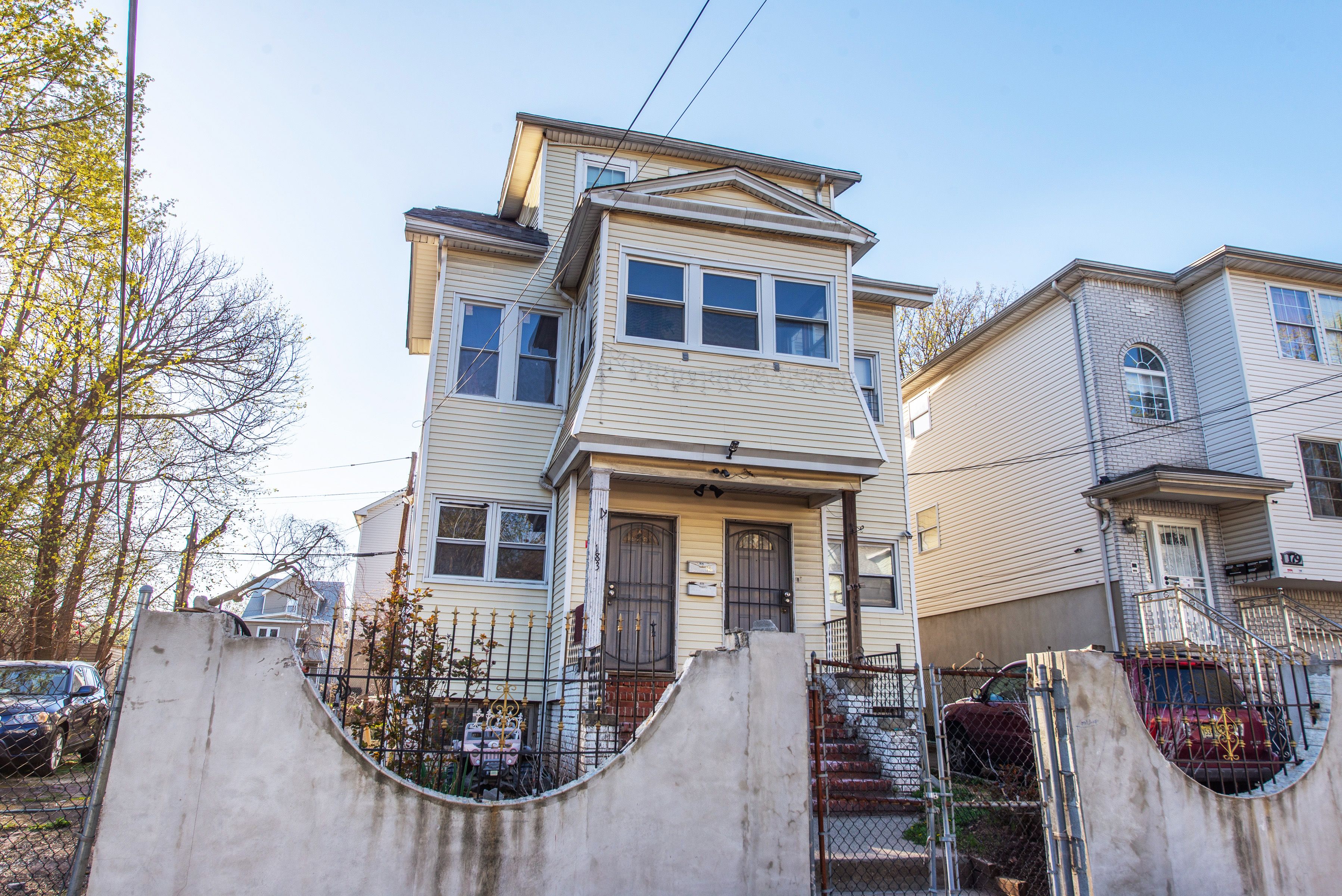 Newark City, New Jersey, 07112, United States, ,3 BathroomsBathrooms,Residential,For Sale,1982998