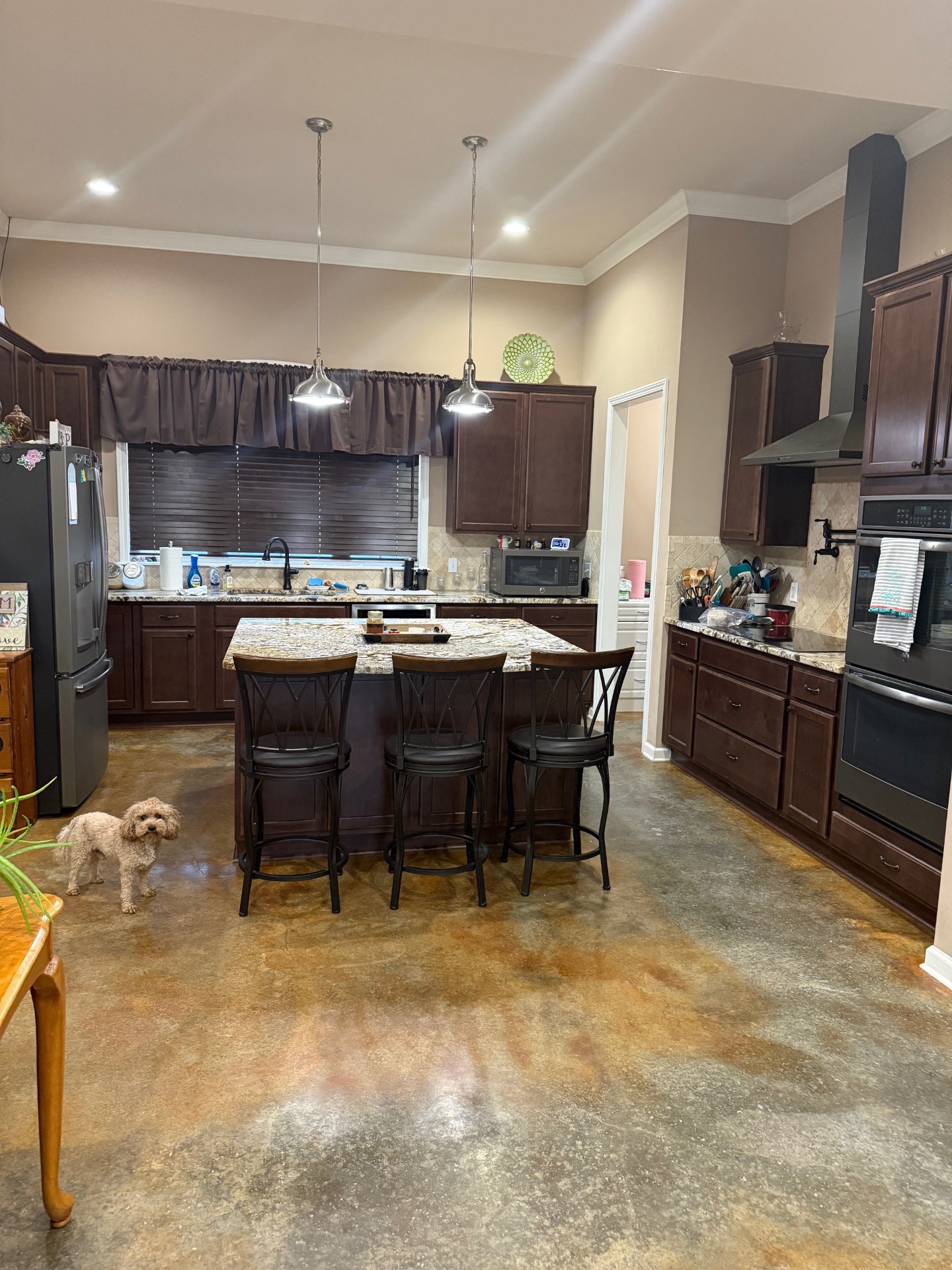 Many, Louisiana, 71449, United States, 4 Bedrooms Bedrooms, ,3 BathroomsBathrooms,Residential,For Sale,1984388