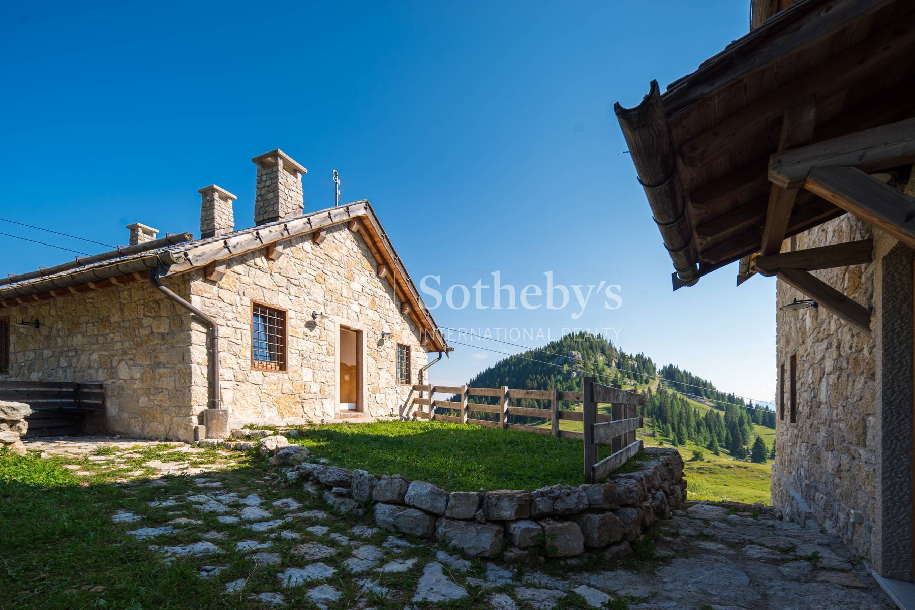  Modern ski-in/ski-out chalet in the Alps - 物件實景
