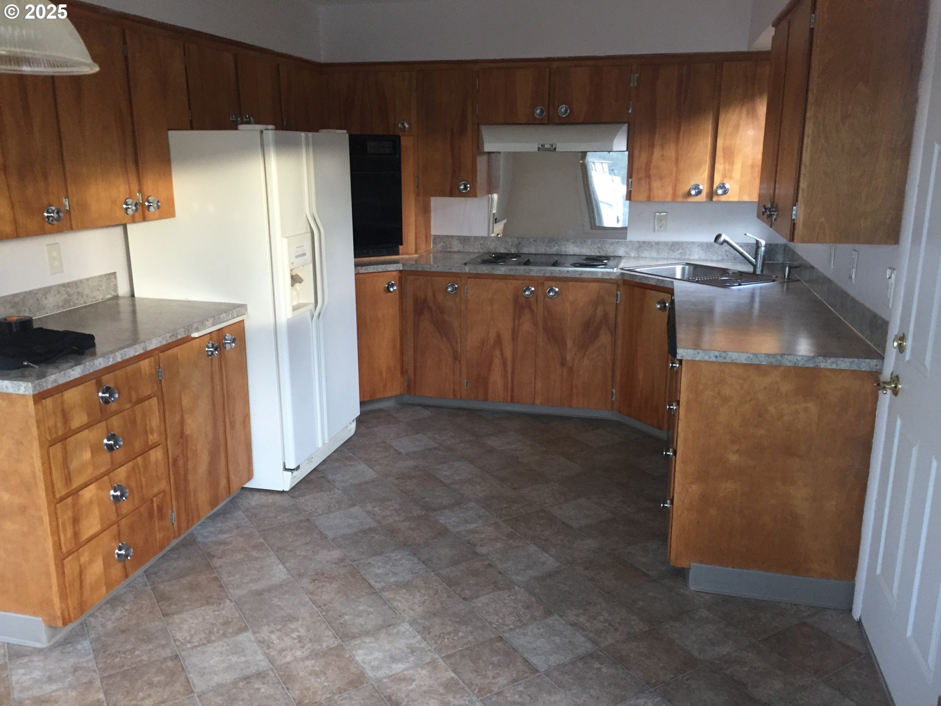 Portland, Oregon, 97206, United States, ,Residential,For Sale,1903739