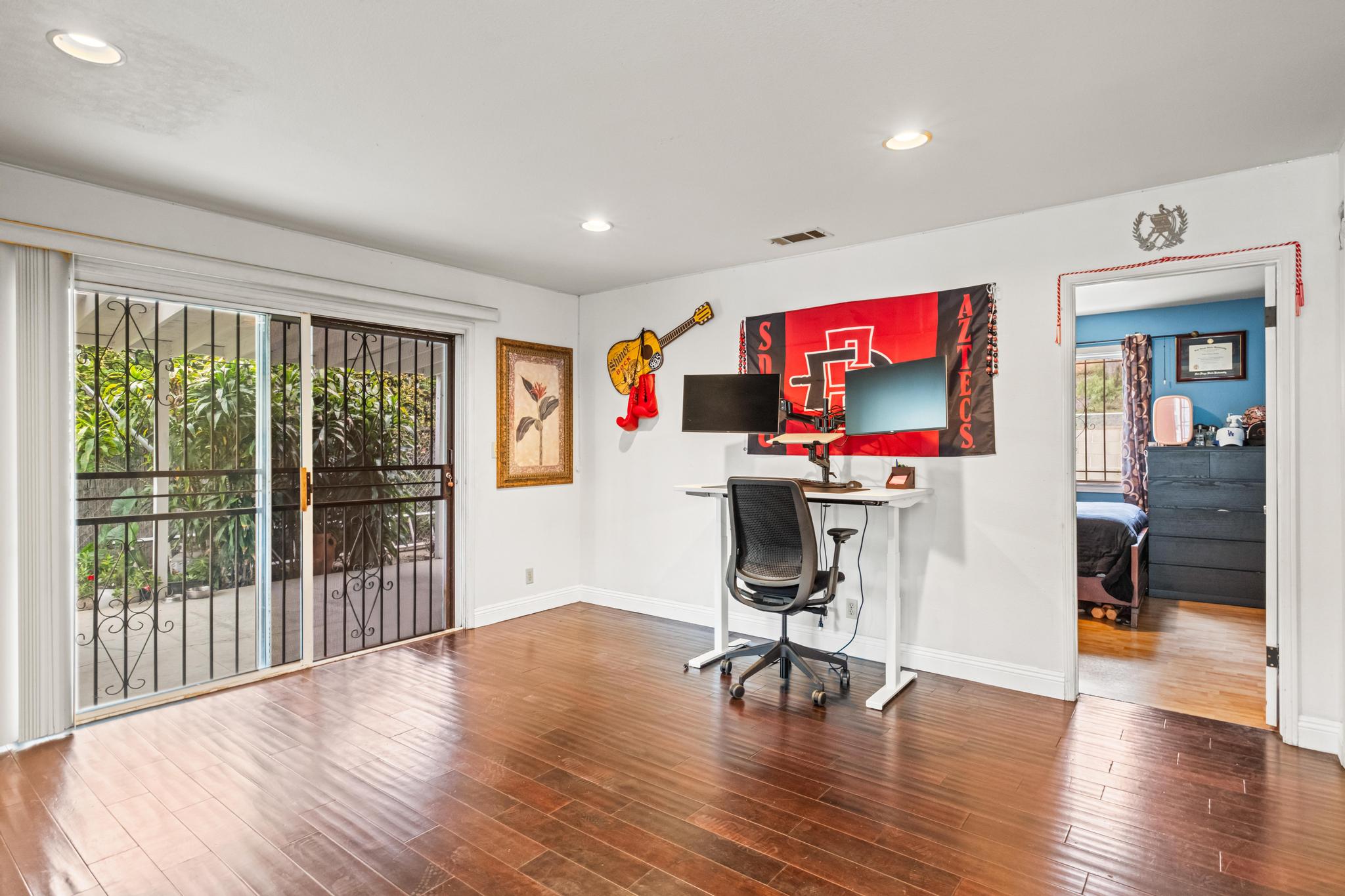 HAWTHORNE, California, 90250, United States, 4 Bedrooms Bedrooms, ,3 BathroomsBathrooms,Residential,For Sale,1798305