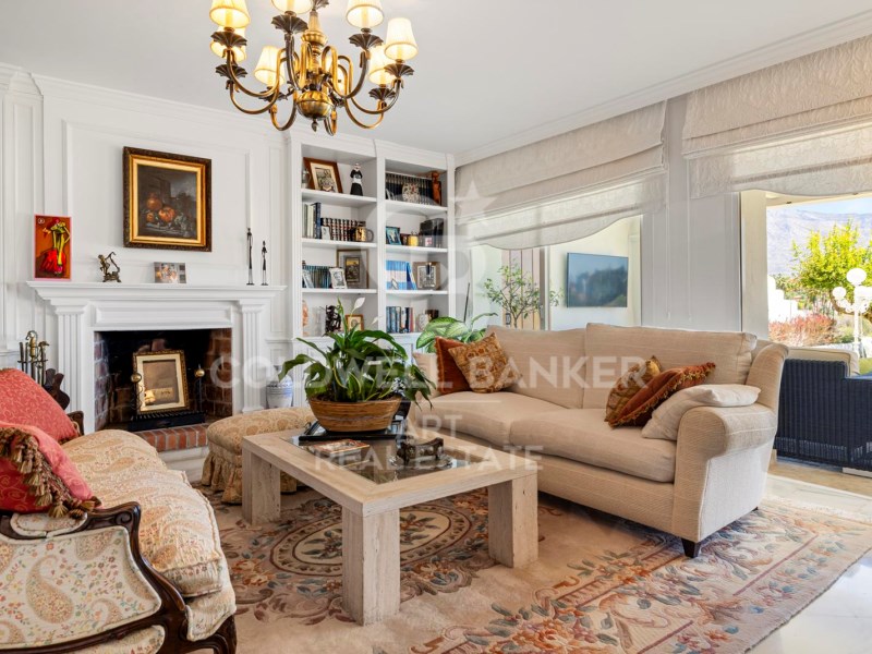 Marbella, Andalusia, ES, 4 Bedrooms Bedrooms, ,4 BathroomsBathrooms,Residential,For Sale,1804969