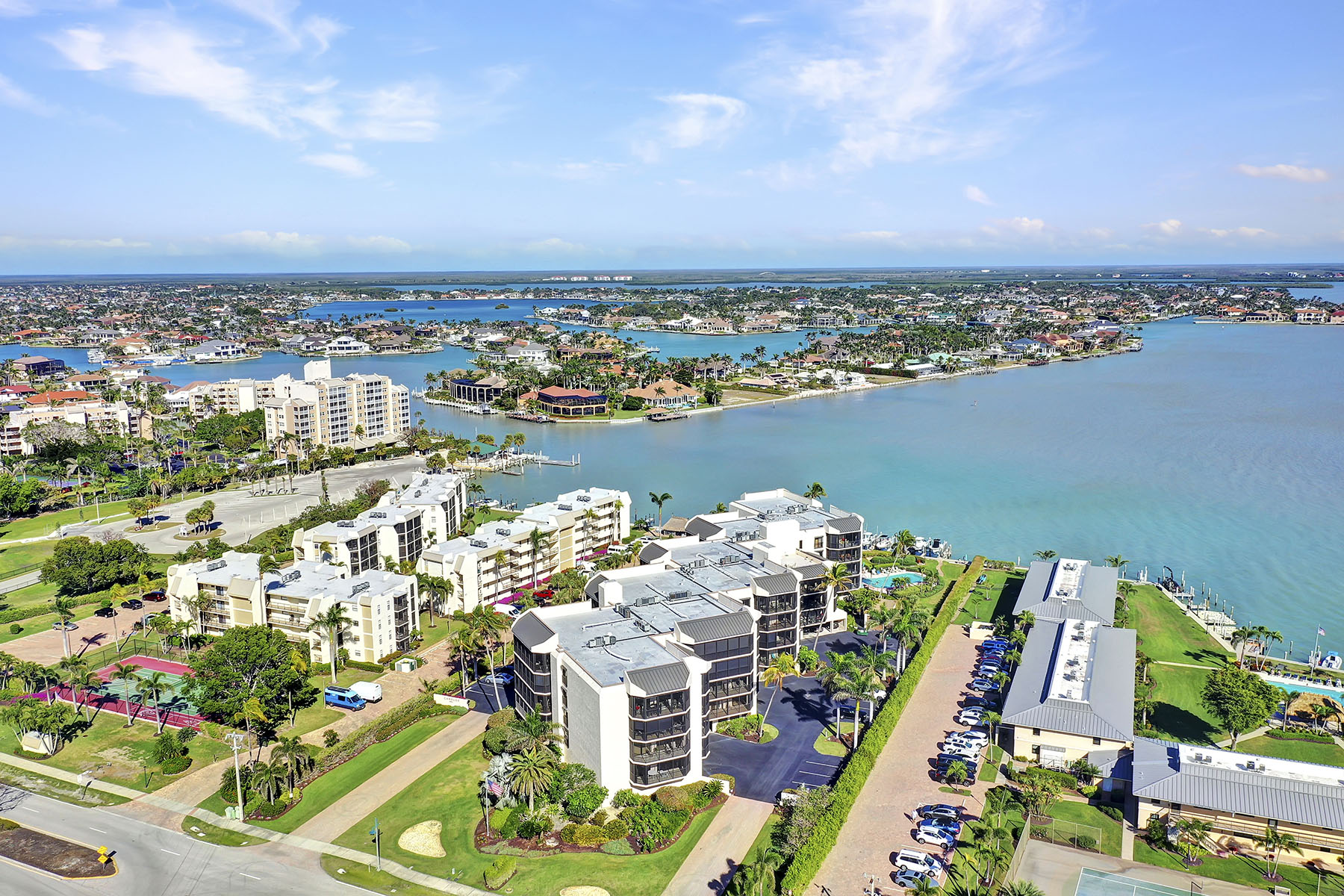  MARCO ISLAND - CAMELOT CONDO - 物件實景