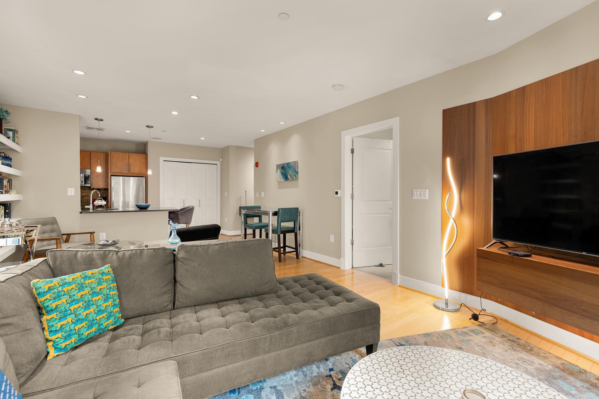  5201 Wisconsin Avenue NW, Washington, DC, 20015 - 物件實景