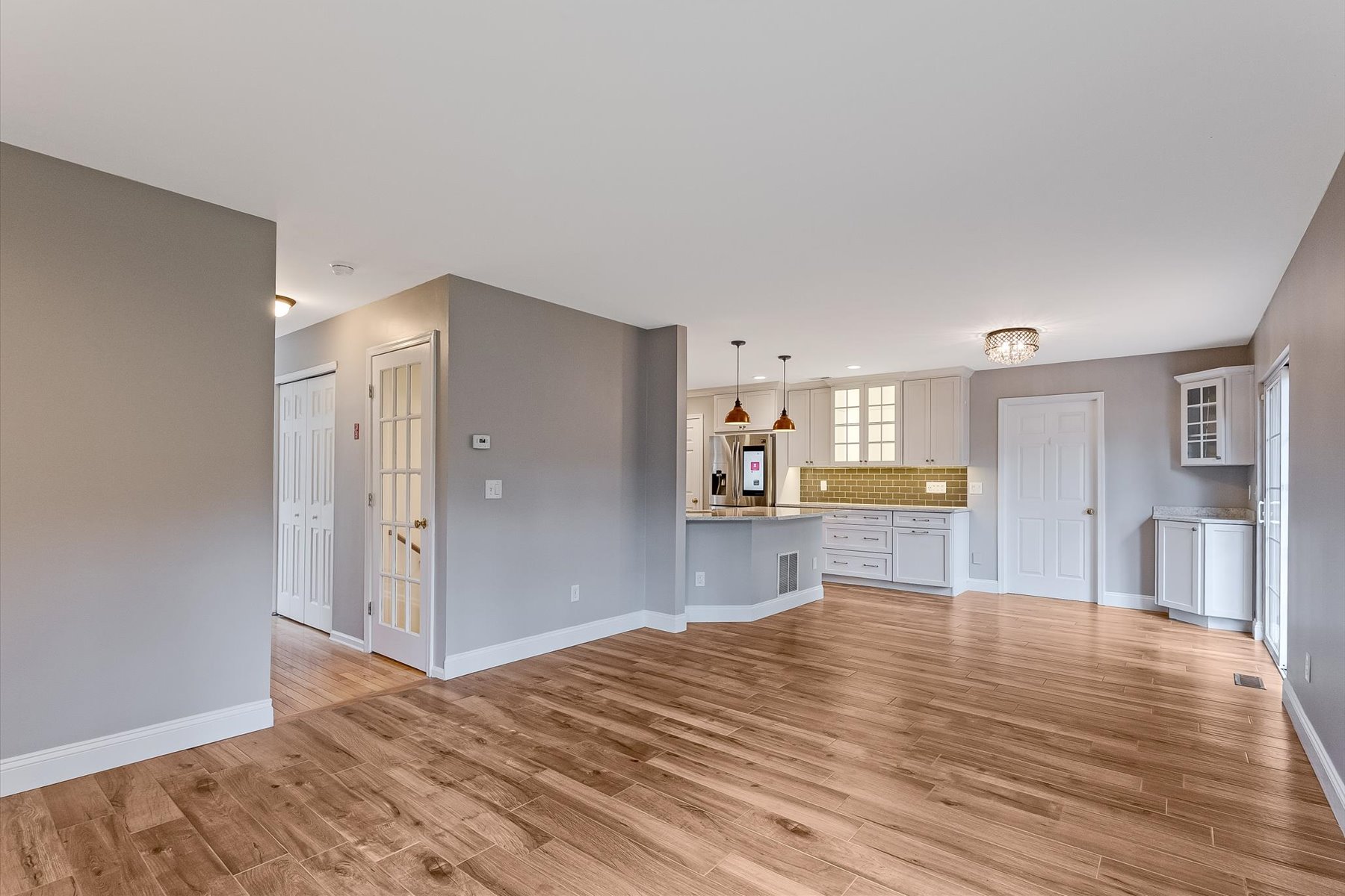  ?Country Oaks? Colonial Home Provides Comfort and Space in a Great Location - 物件實景