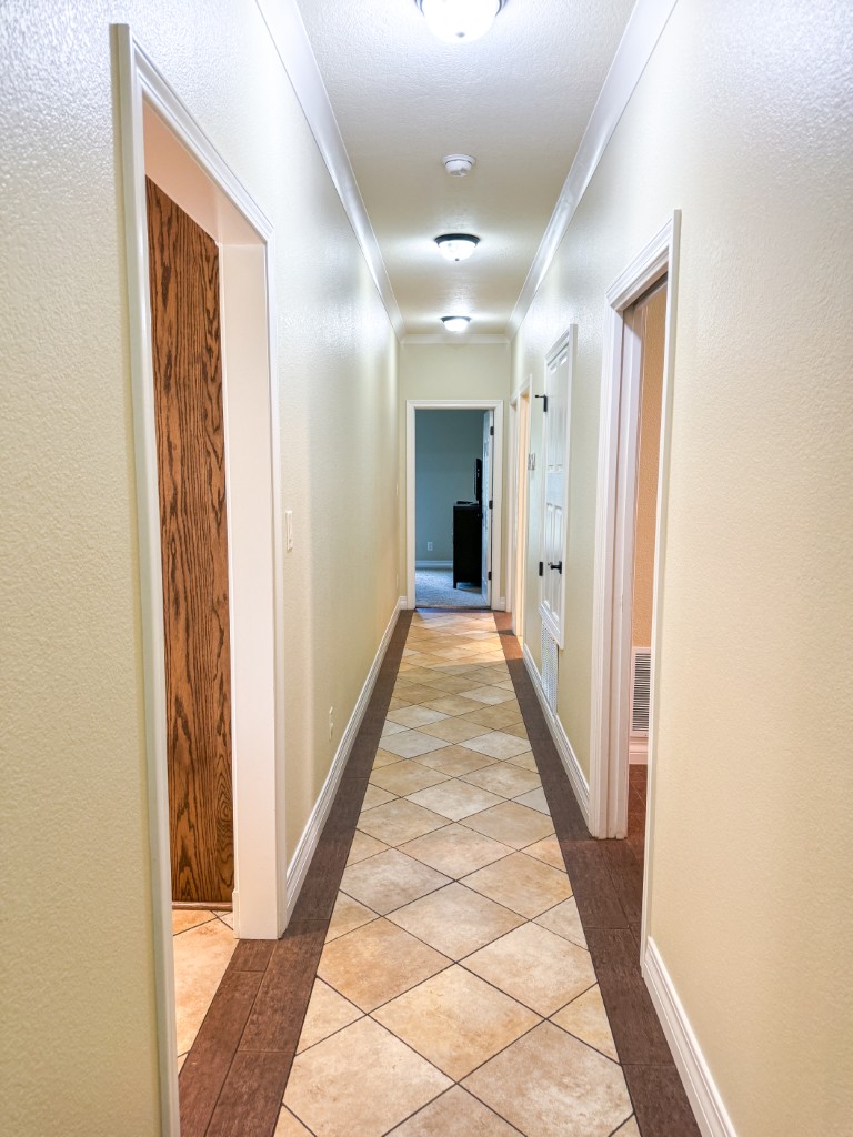 Bloomburg, Texas, 75556, United States, 4 Bedrooms Bedrooms, ,2 BathroomsBathrooms,Residential,For Sale,1789211