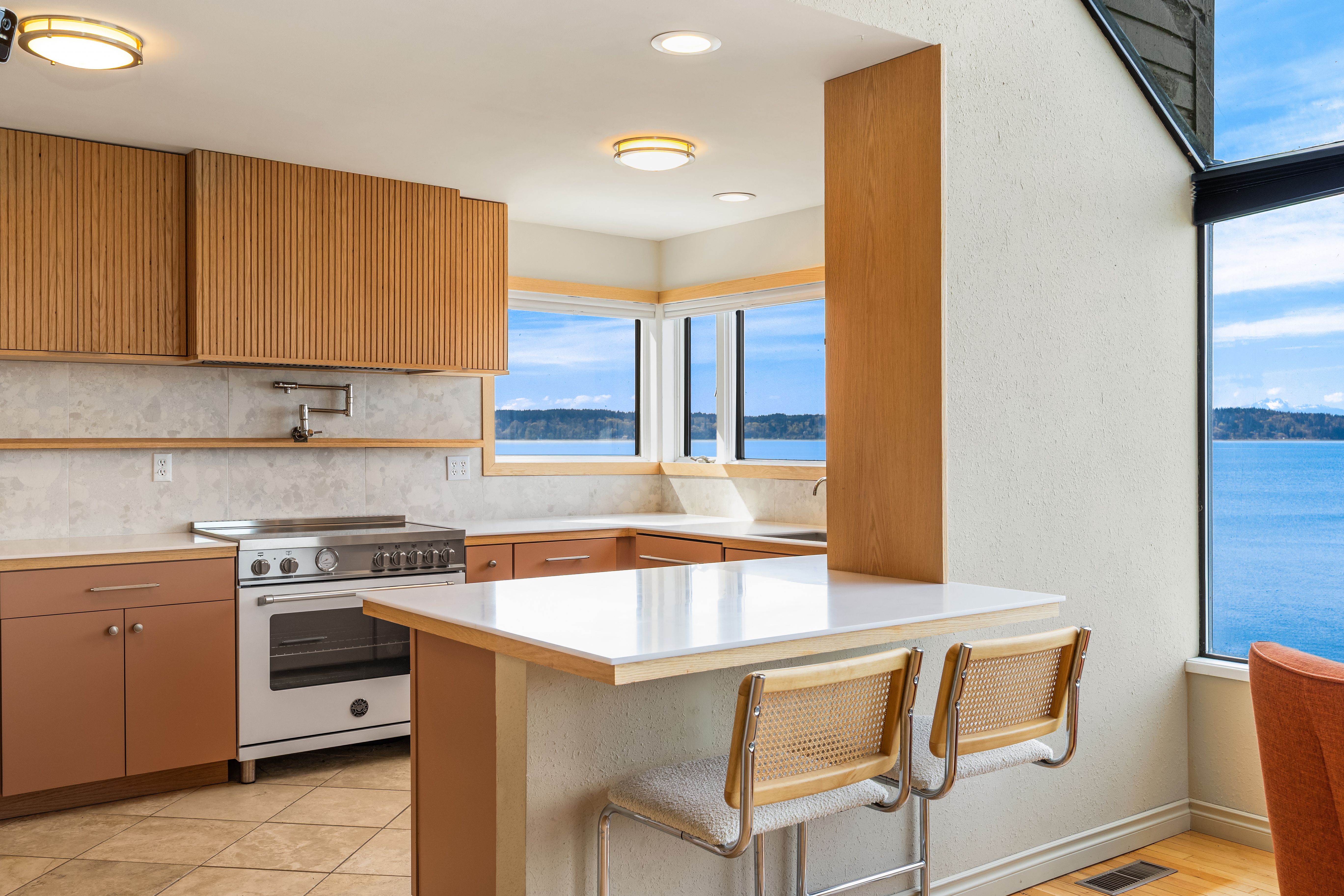 16611 Maplewild Ave SW, Burien, WA 98166 - 物件實景