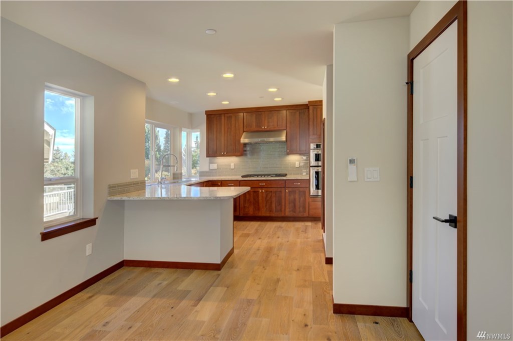 16001 36th Ave NE, Lake Forest Park, Washington, 98155, United States, 2 Bedrooms Bedrooms, ,4 BathroomsBathrooms,Residential,For Sale,16001 36th Ave NE,1621421