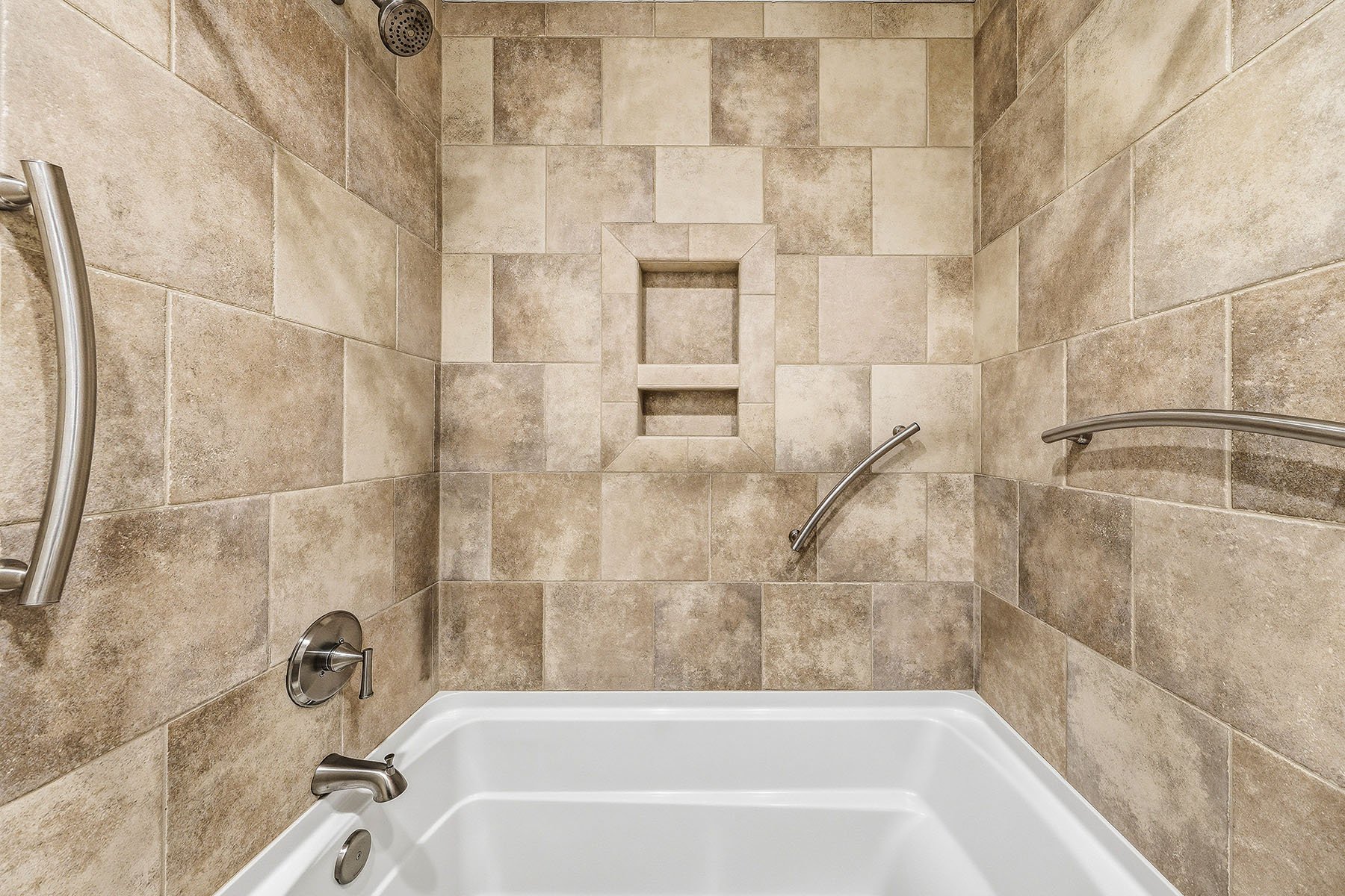  FAIRVIEW - 物件實景