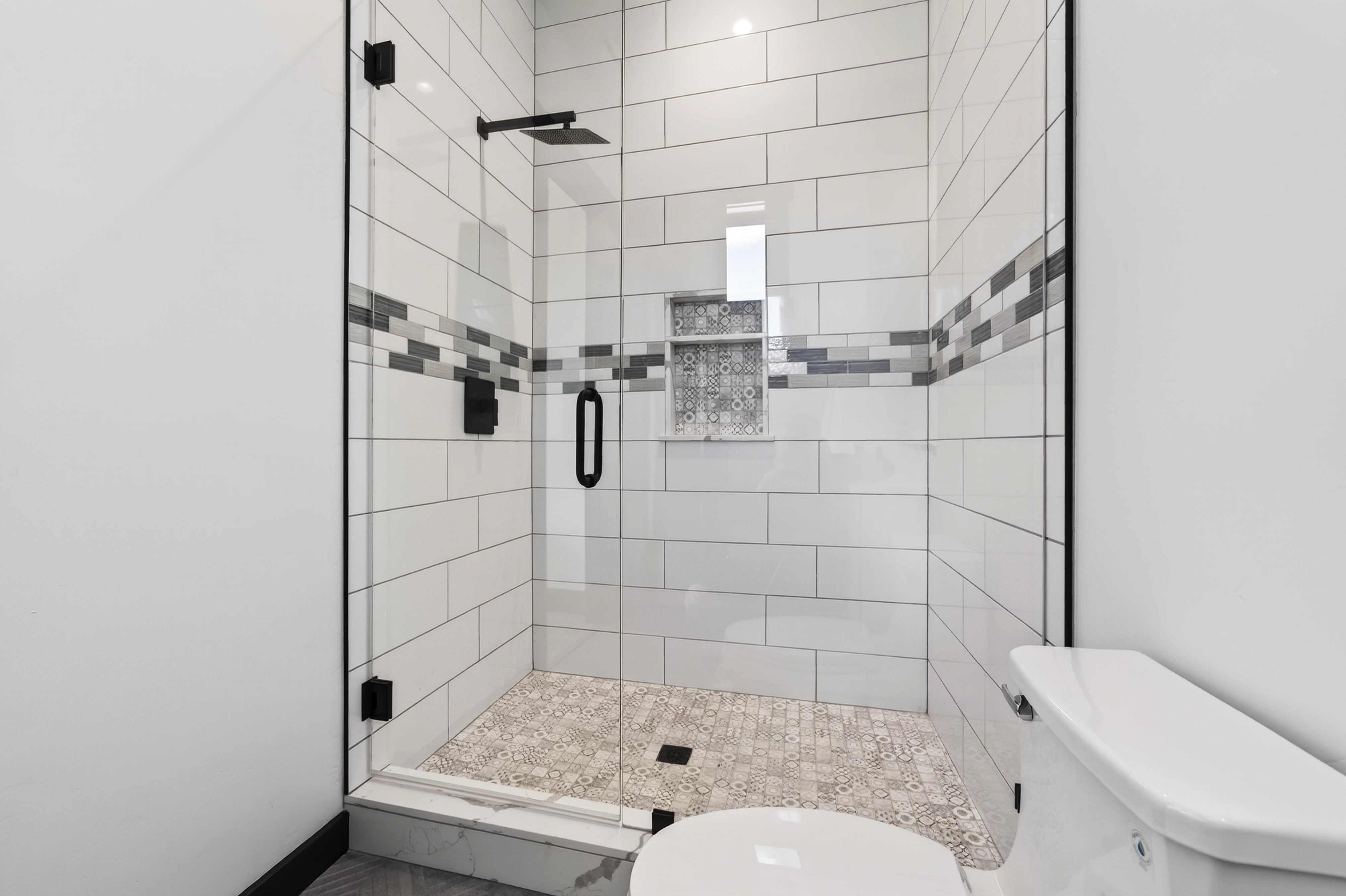  Stunning New Build - 物件實景