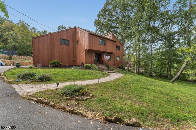 Washington Twp., New Jersey, 07830, United States, 4 Bedrooms Bedrooms, ,4 BathroomsBathrooms,Residential,For Sale,1950864