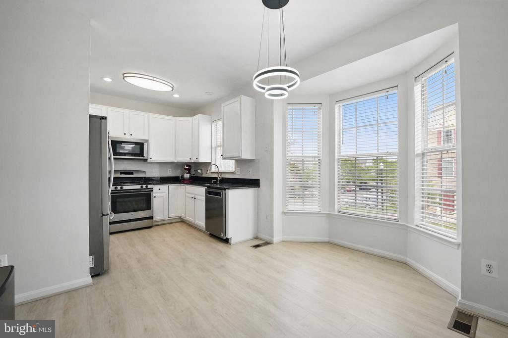 Ashburn, Virginia, 20147, United States, 3 Bedrooms Bedrooms, ,4 BathroomsBathrooms,Residential,For Sale,1850747
