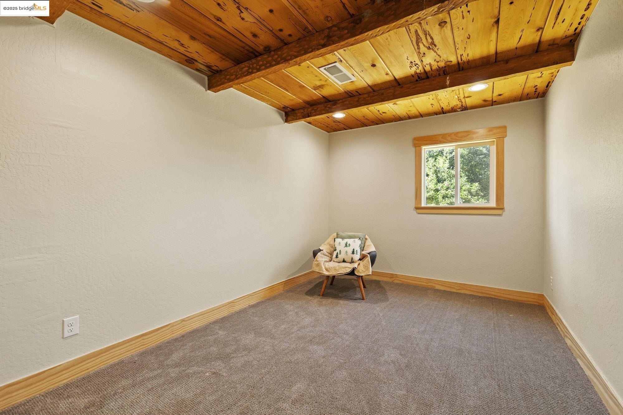 Murphys, California, 95247, United States, 5 Bedrooms Bedrooms, ,3 BathroomsBathrooms,Residential,For Sale,1905942