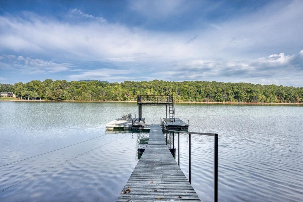 Young Harris, Georgia, 30582, United States, 3 Bedrooms Bedrooms, ,4 BathroomsBathrooms,Residential,For Sale,1975492