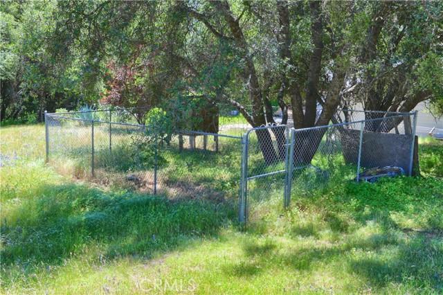 Ahwahnee, California, 93601, United States, 3 Bedrooms Bedrooms, ,2 BathroomsBathrooms,Residential,For Sale,1888676
