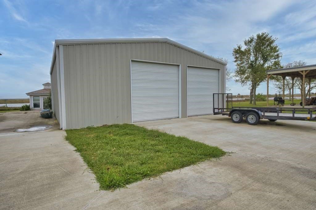 Brazoria, Texas, 77422, United States, 4 Bedrooms Bedrooms, ,3 BathroomsBathrooms,Residential,For Sale,1935189