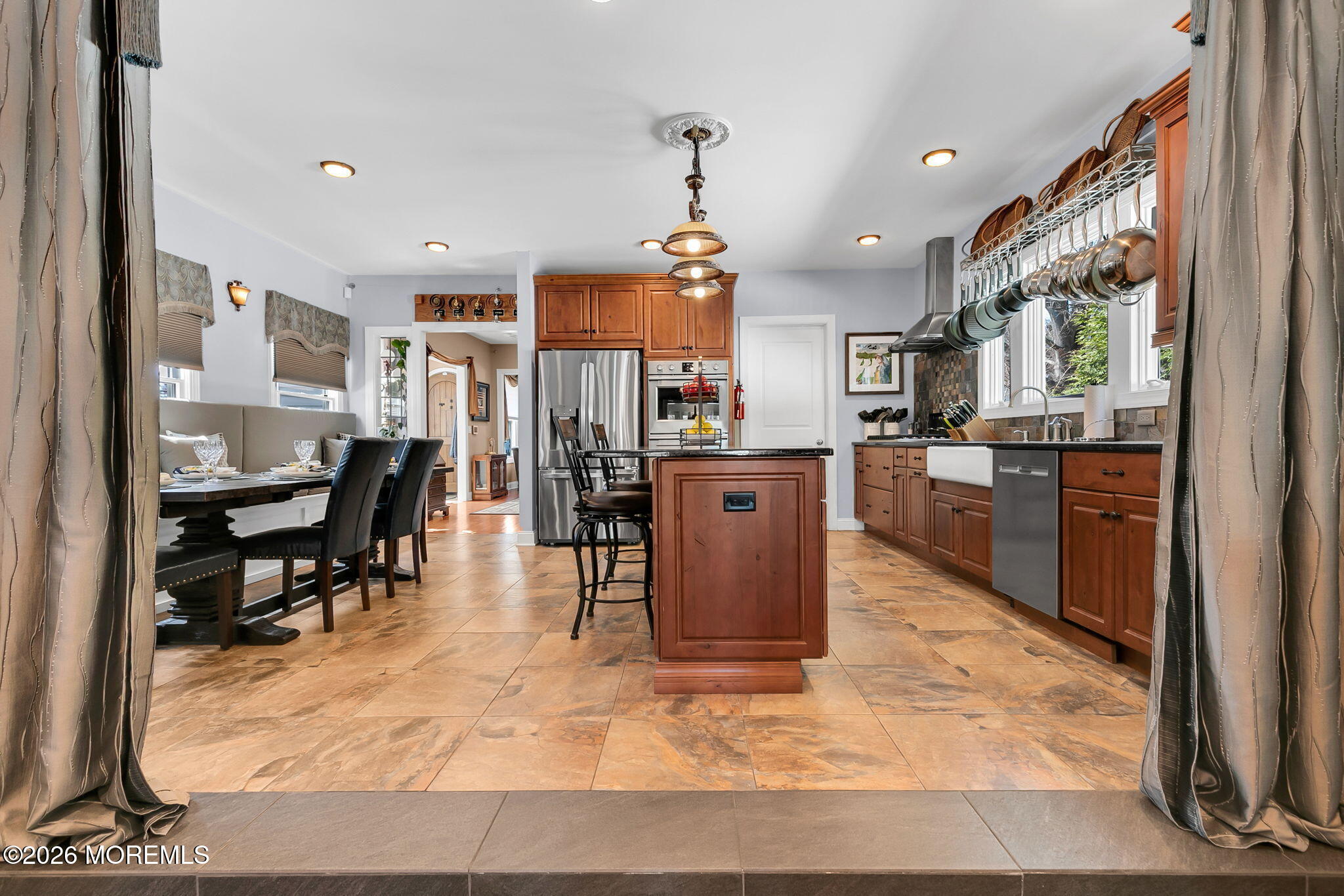 Red Bank, New Jersey, 07701, United States, ,3 BathroomsBathrooms,Residential,For Sale,2040176