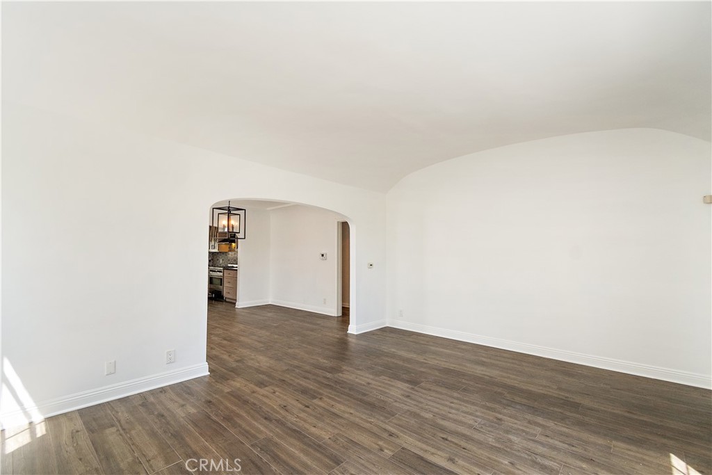 Los Angeles, California, 90019, United States, ,Residential,For Sale,2022270