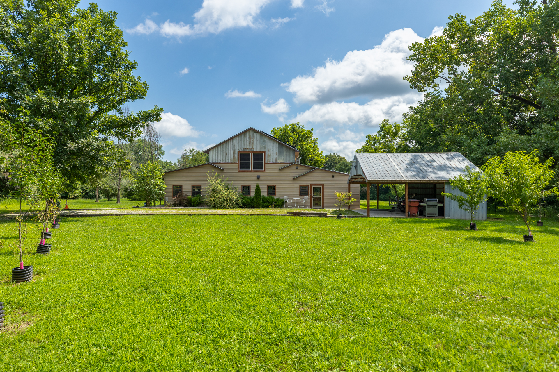 Sawyerville, Illinois, 62085, United States, 3 Bedrooms Bedrooms, ,3 BathroomsBathrooms,Residential,For Sale,1983807