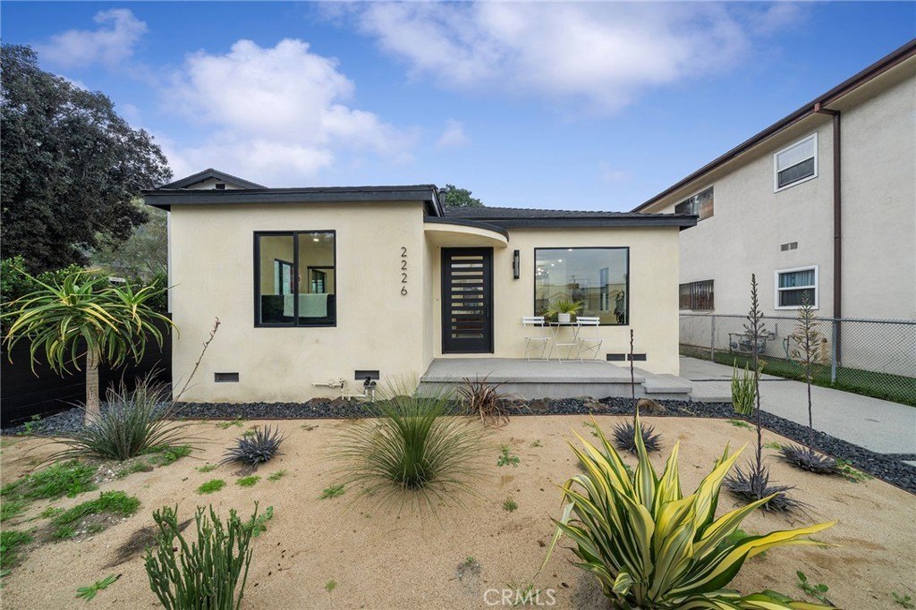 Los Angeles, California, 90031, United States, 5 Bedrooms Bedrooms, ,2 BathroomsBathrooms,Residential,For Sale,2006485