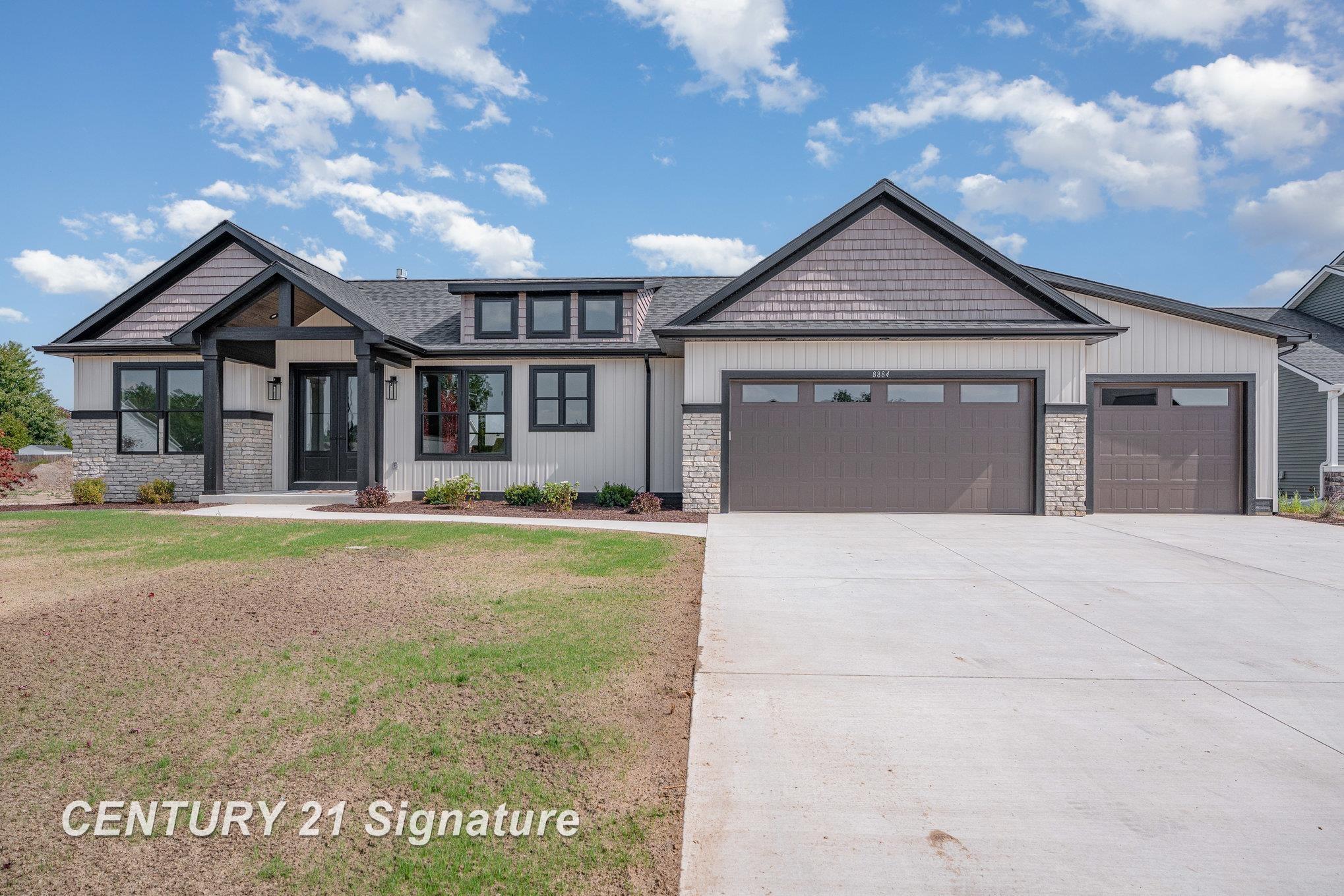 Freeland, Michigan, 48623, United States, 3 Bedrooms Bedrooms, ,3 BathroomsBathrooms,Residential,For Sale,1983558