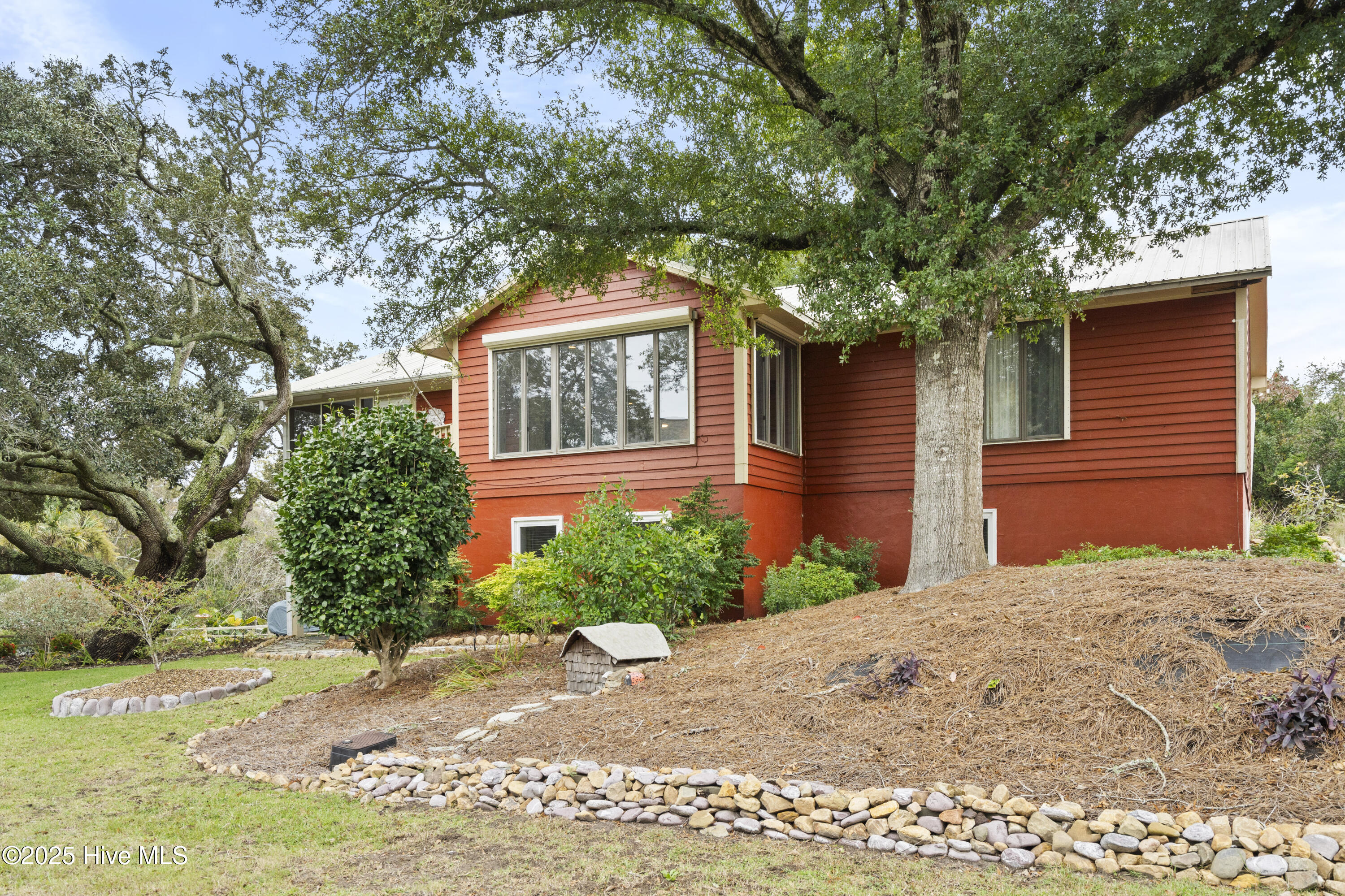 Emerald Isle, North Carolina, 28594, United States, 3 Bedrooms Bedrooms, ,3 BathroomsBathrooms,Residential,For Sale,1991113