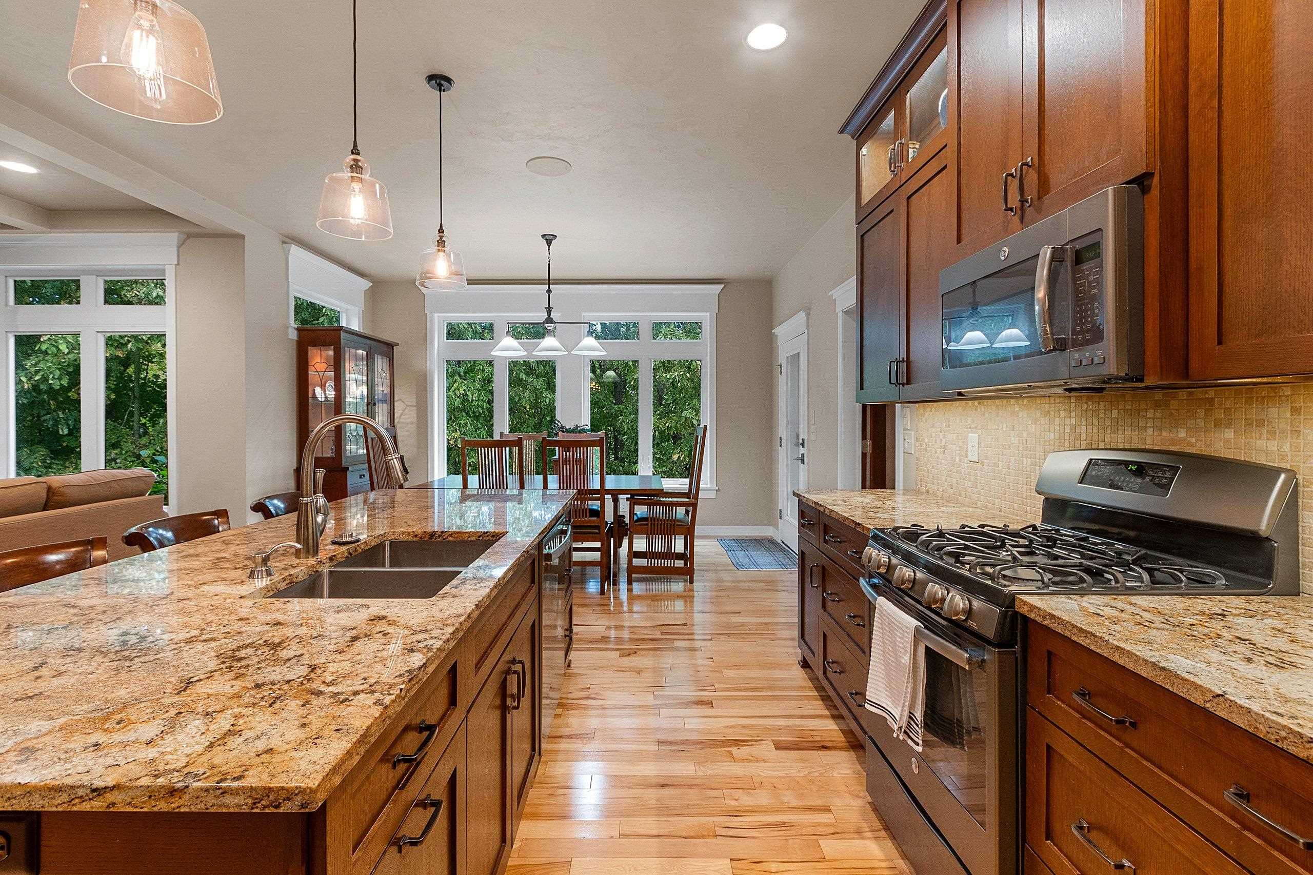 GREEN BAY, Wisconsin, 54311, United States, 3 Bedrooms Bedrooms, ,3 BathroomsBathrooms,Residential,For Sale,1997411