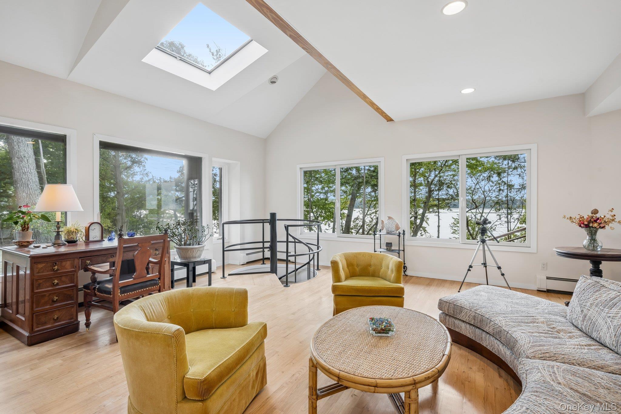  89 Harbor Road, Head Of The Harbor, NY 11780 - 物件實景
