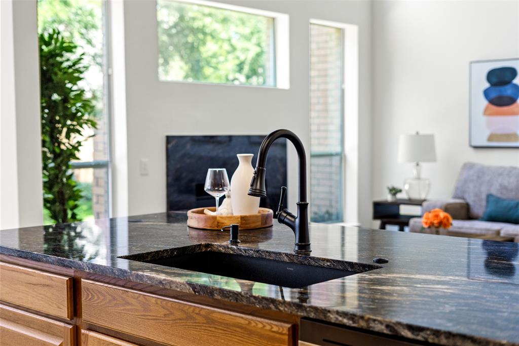 McKinney, Texas, 75072, United States, 5 Bedrooms Bedrooms, ,4 BathroomsBathrooms,Residential,For Sale,1987922