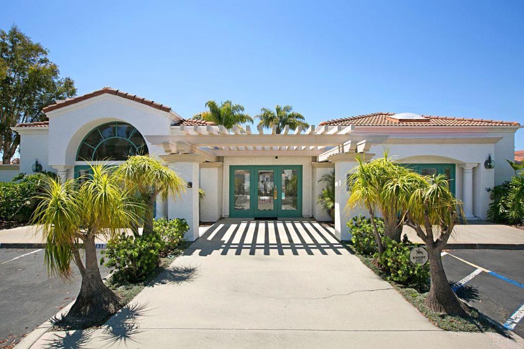 Oceanside, California, 92056, United States, 2 Bedrooms Bedrooms, ,2 BathroomsBathrooms,Residential,For Sale,1942226